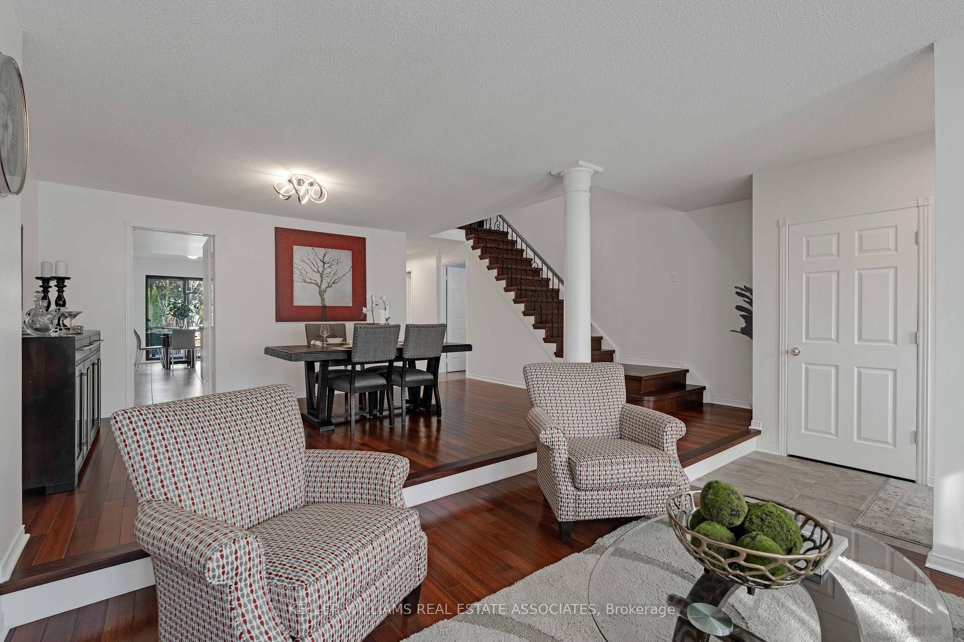 Photo 8 of 128 Edgewater Drive, Hamilton, Lakeshore — HOMEH