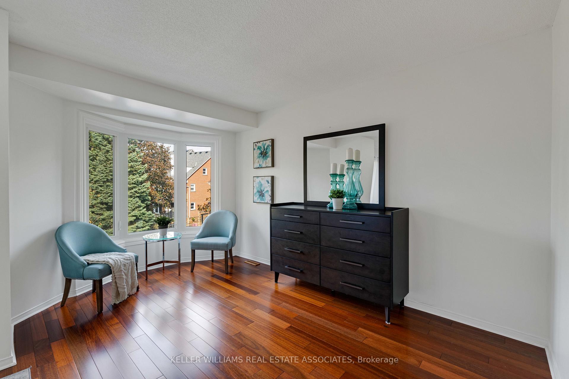 Photo 16 of 128 Edgewater Drive, Hamilton, Lakeshore — HOMEH
