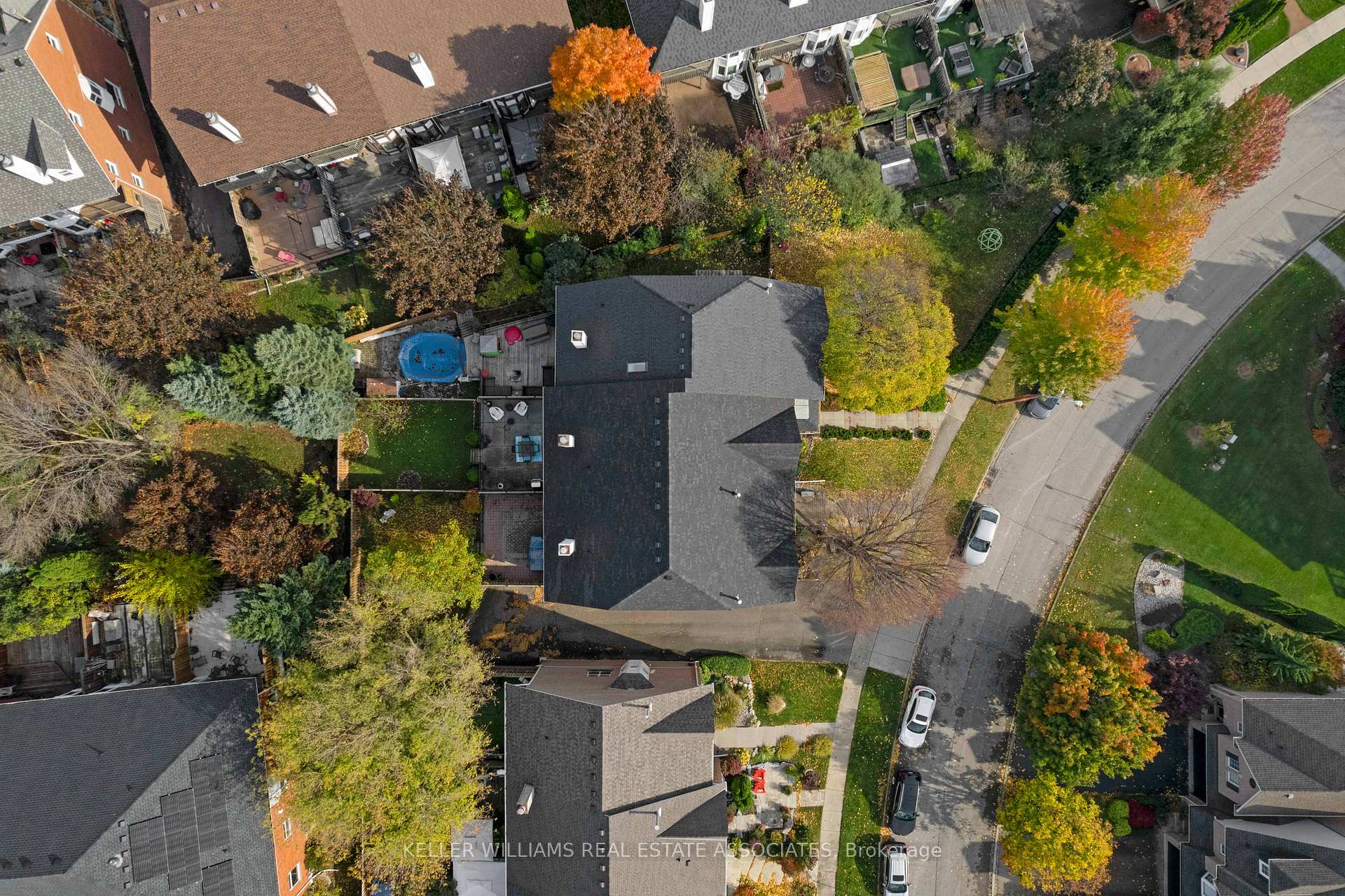 Photo 45 of 128 Edgewater Drive, Hamilton, Lakeshore — HOMEH