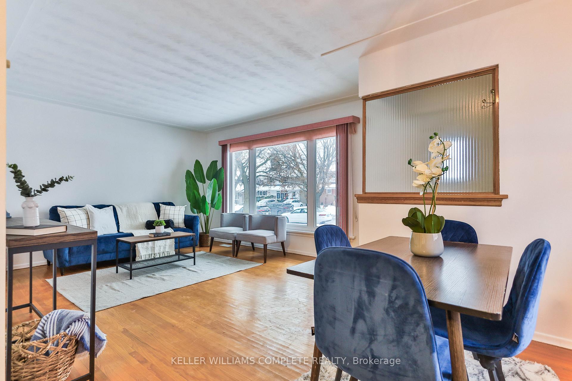 Photo 8 of 25 Grandfield Street, Hamilton, Huntington — HOMEH