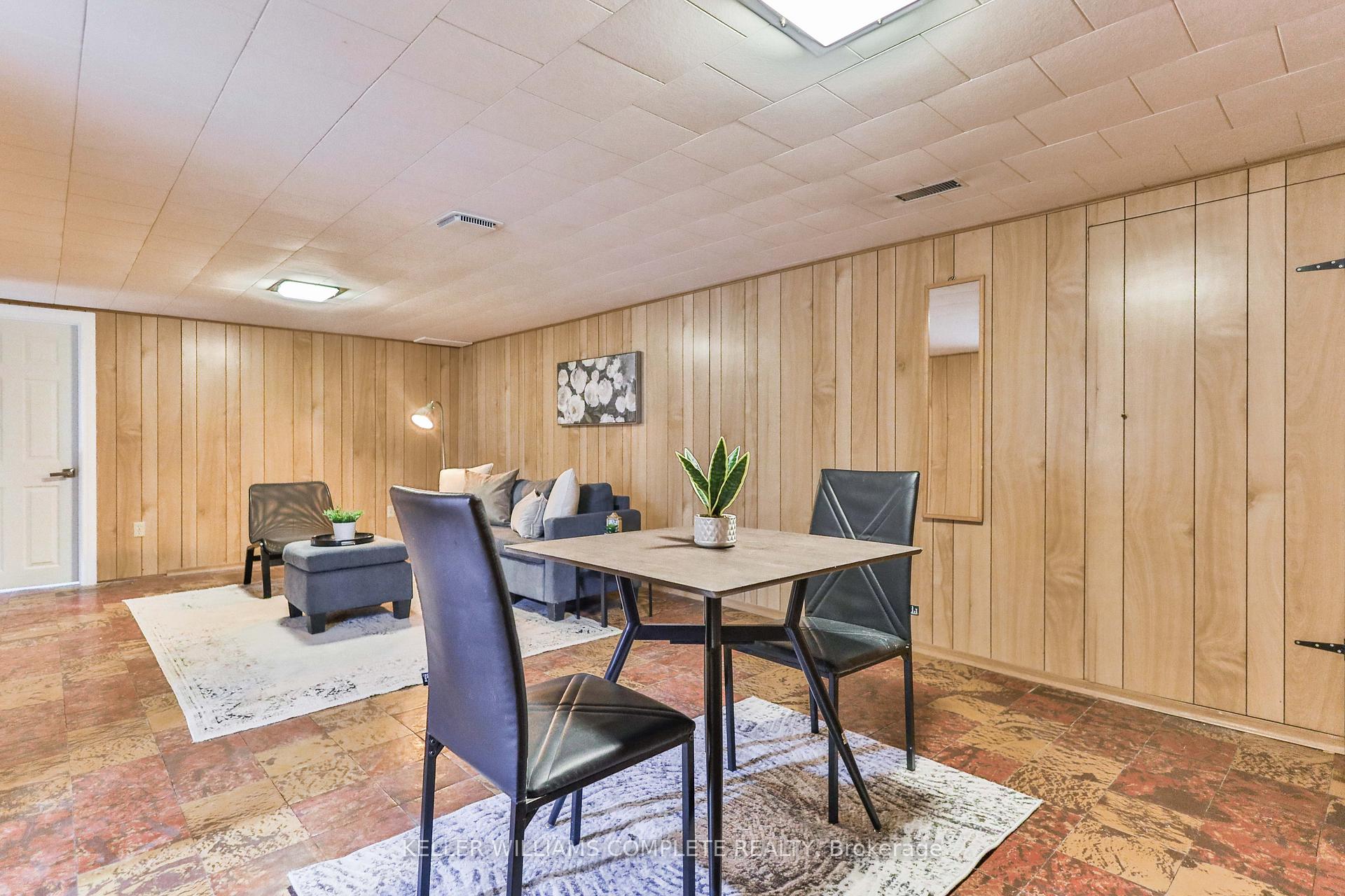 Photo 25 of 25 Grandfield Street, Hamilton, Huntington — HOMEH