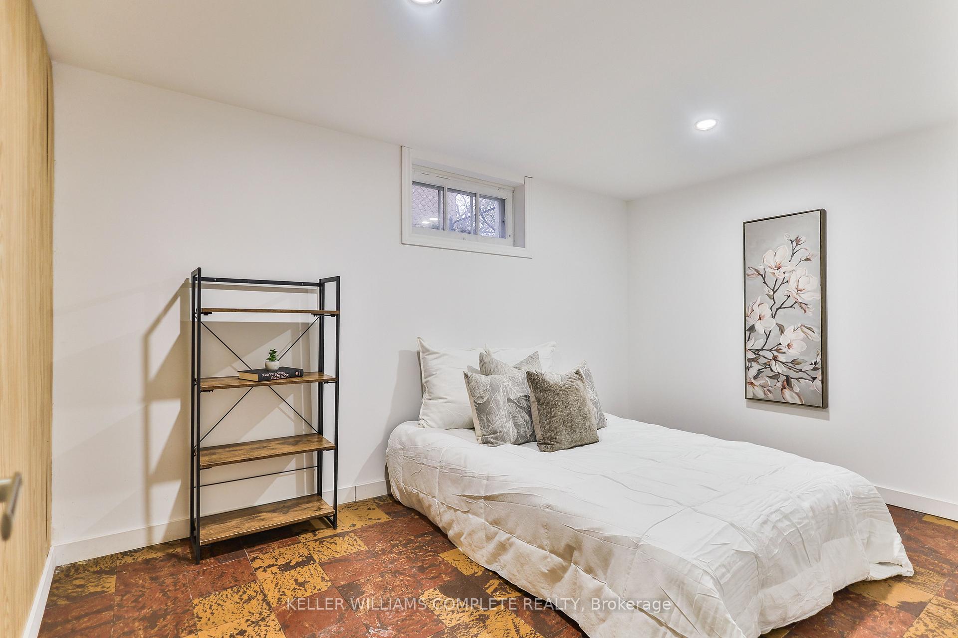 Photo 29 of 25 Grandfield Street, Hamilton, Huntington — HOMEH
