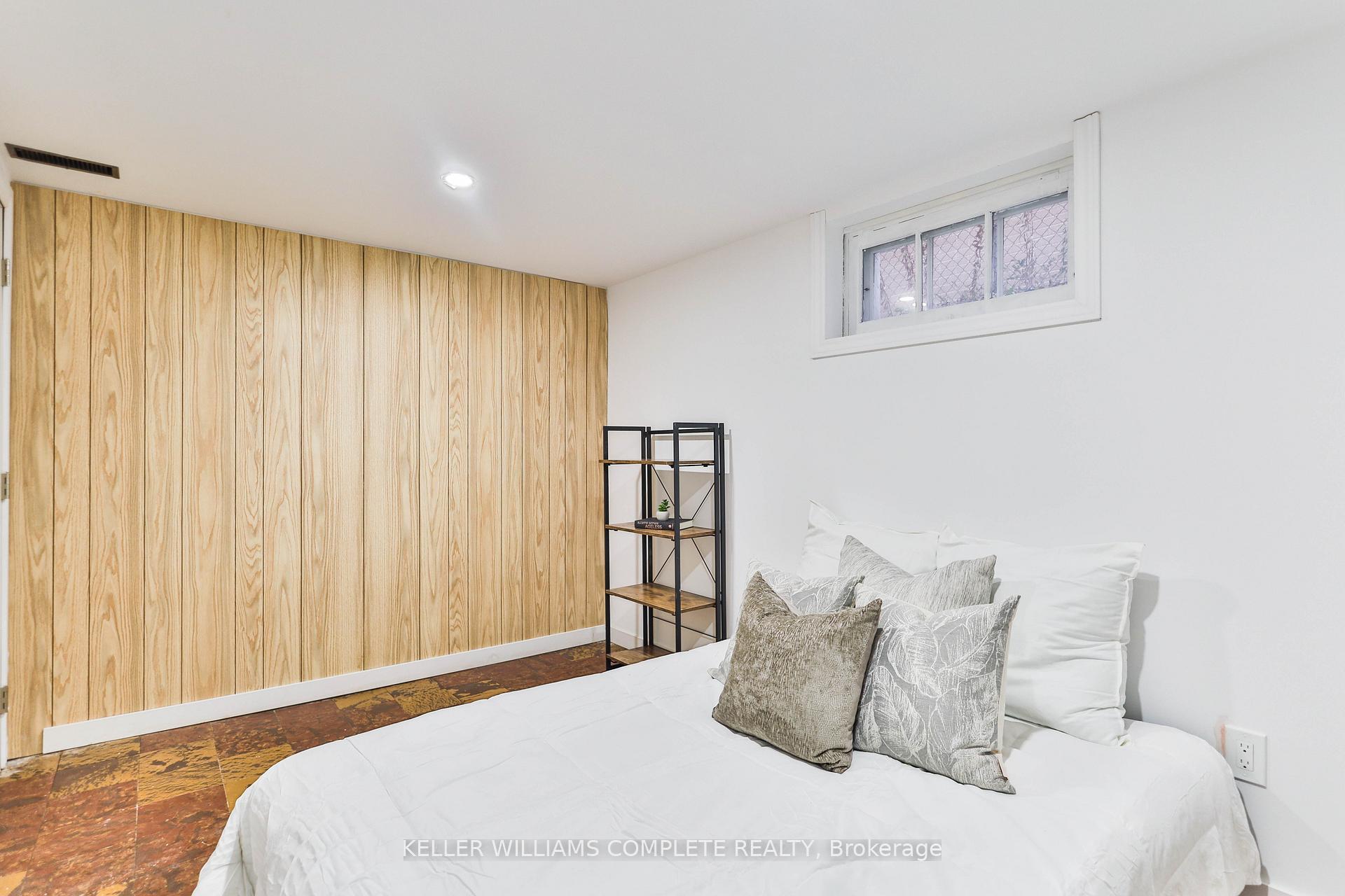 Photo 31 of 25 Grandfield Street, Hamilton, Huntington — HOMEH