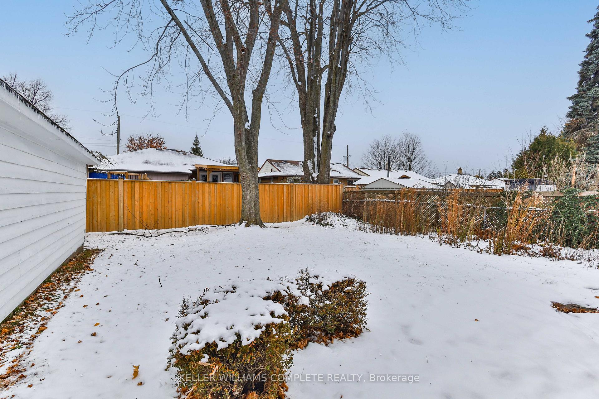 Photo 36 of 25 Grandfield Street, Hamilton, Huntington — HOMEH