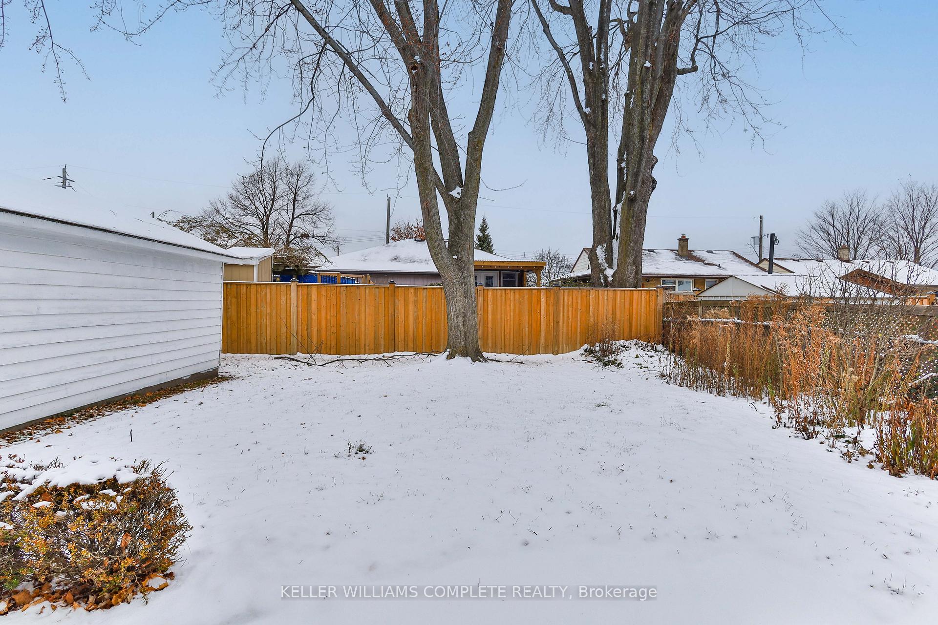 Photo 37 of 25 Grandfield Street, Hamilton, Huntington — HOMEH