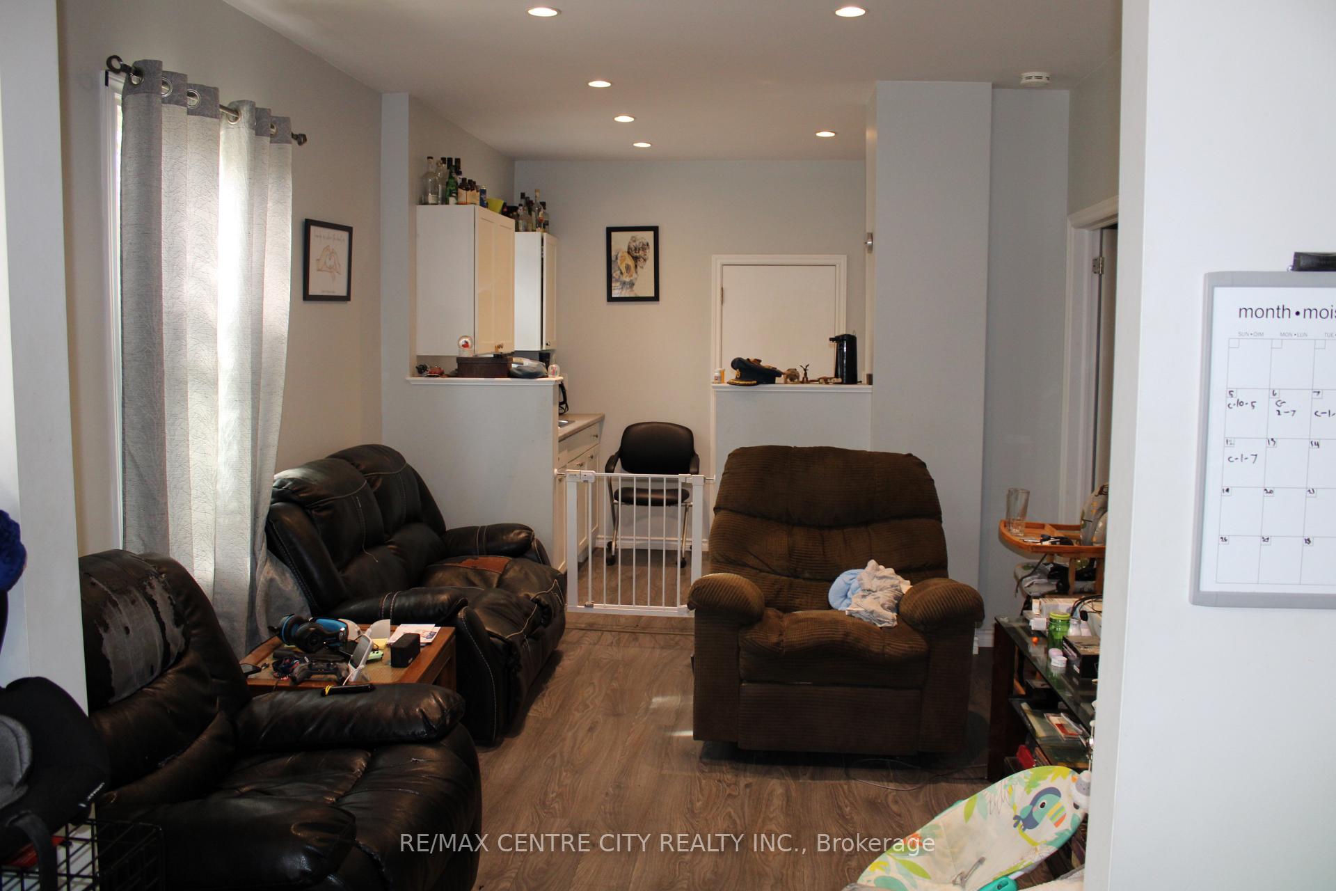 Photo 2 of 23 Opechee Street, St. Thomas — HOMEH