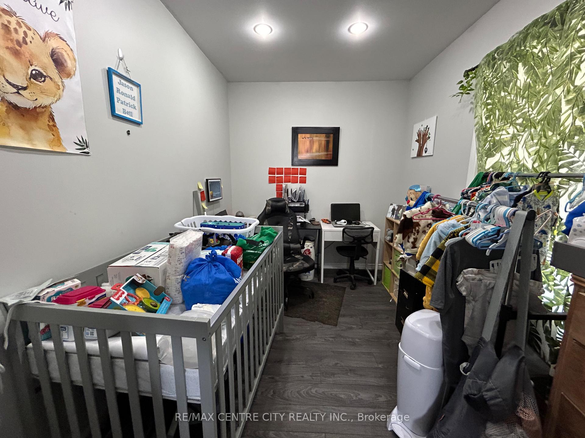 Photo 4 of 23 Opechee Street, St. Thomas — HOMEH