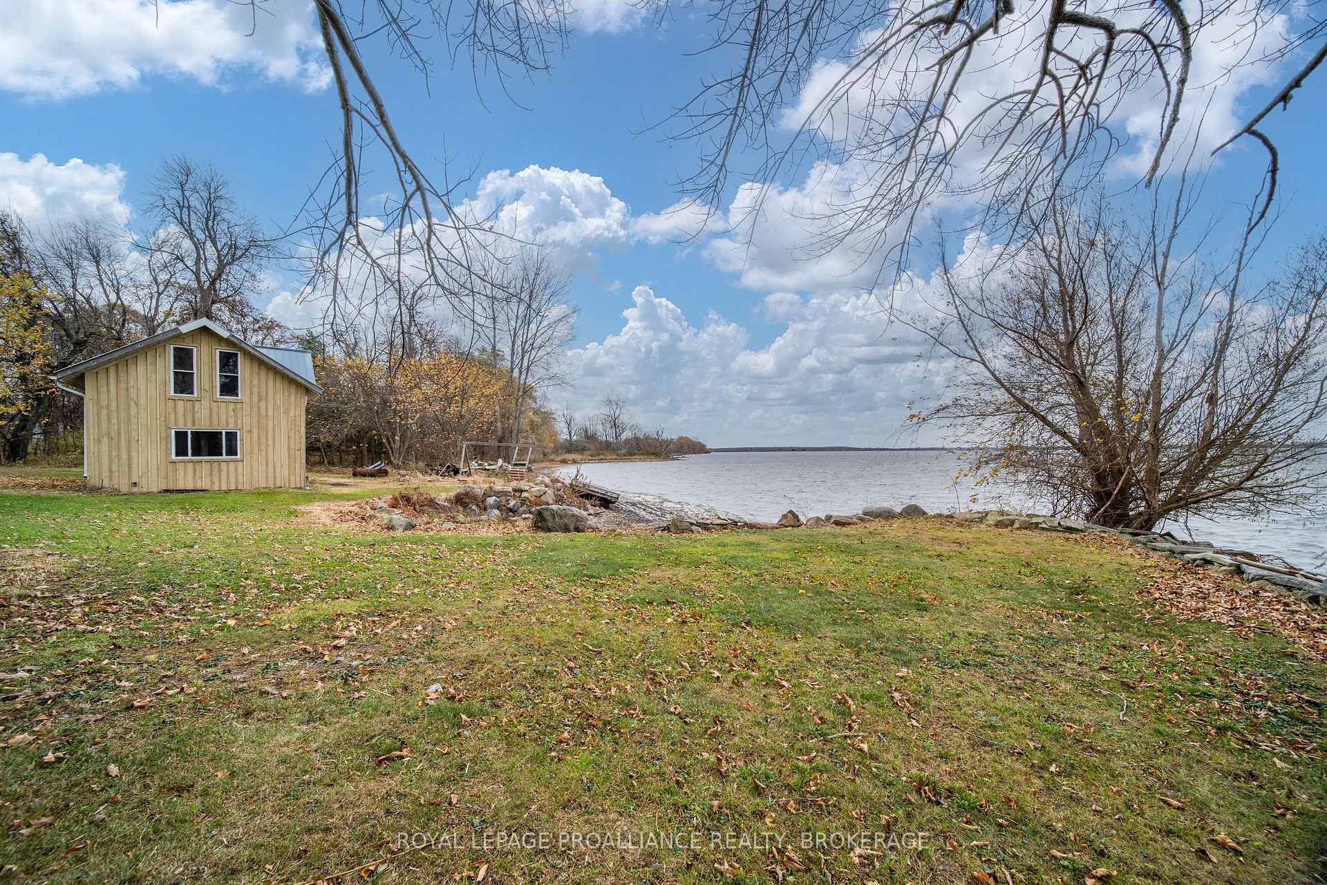 Photo 15 of 217 Eleventh Line Road, Frontenac Islands, The Islands — HOMEH