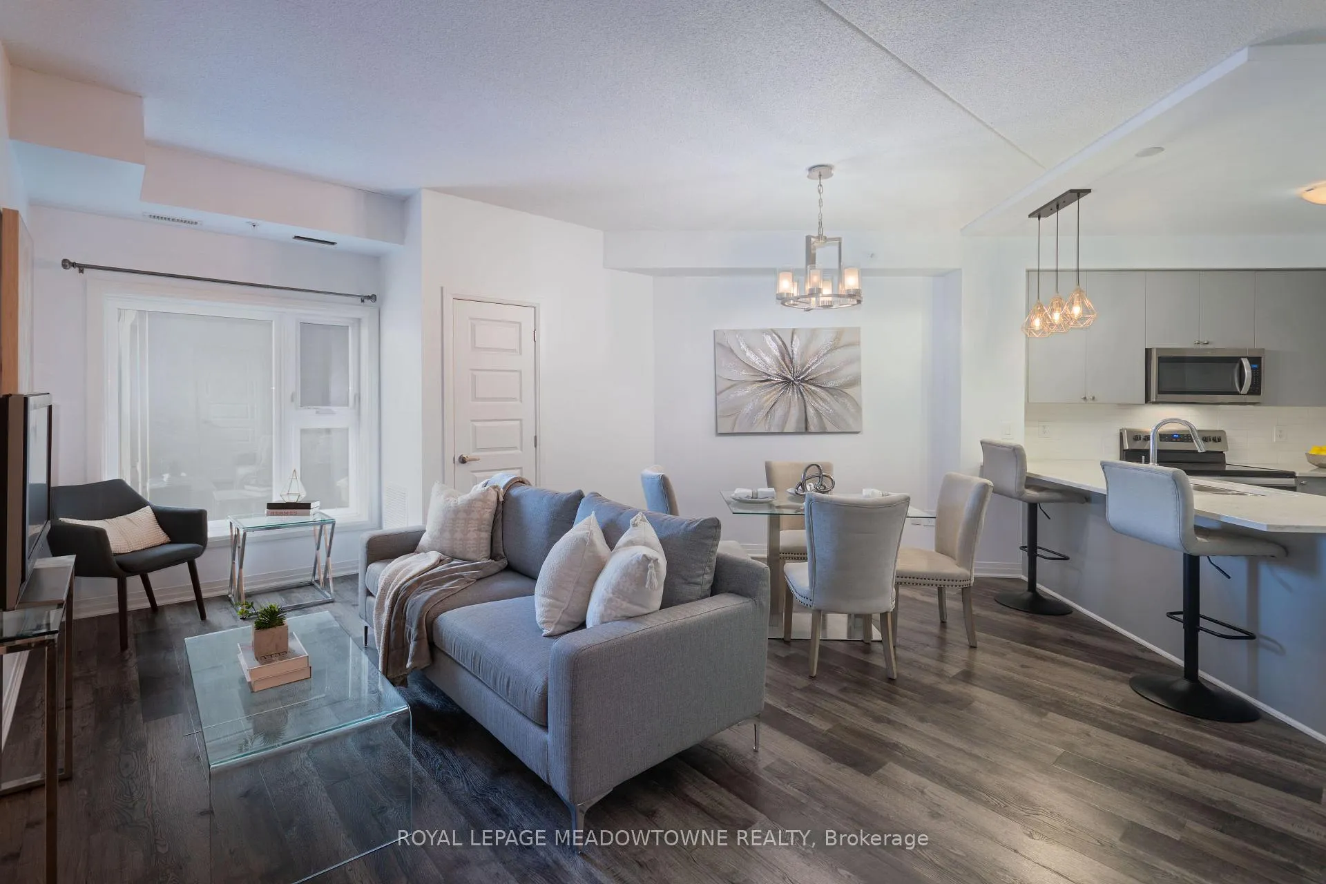 Front of Unit 324, 610 Farmstead Drive