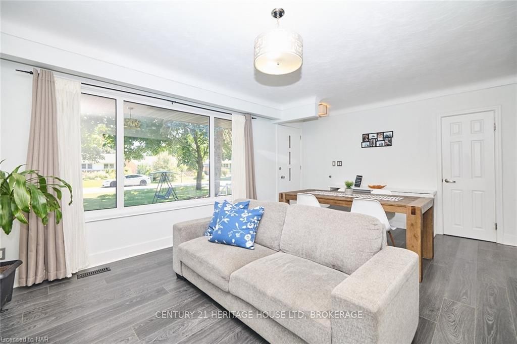 Photo 14 of 65 Wakelin Terrace, St. Catharines, Carlton/Bunting — HOMEH