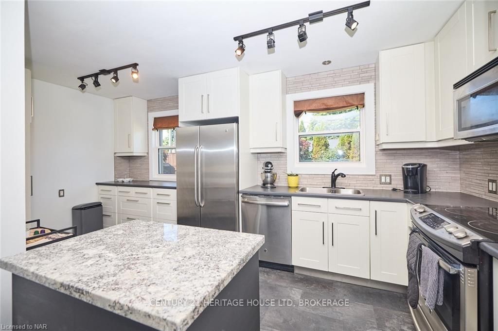 Photo 15 of 65 Wakelin Terrace, St. Catharines, Carlton/Bunting — HOMEH