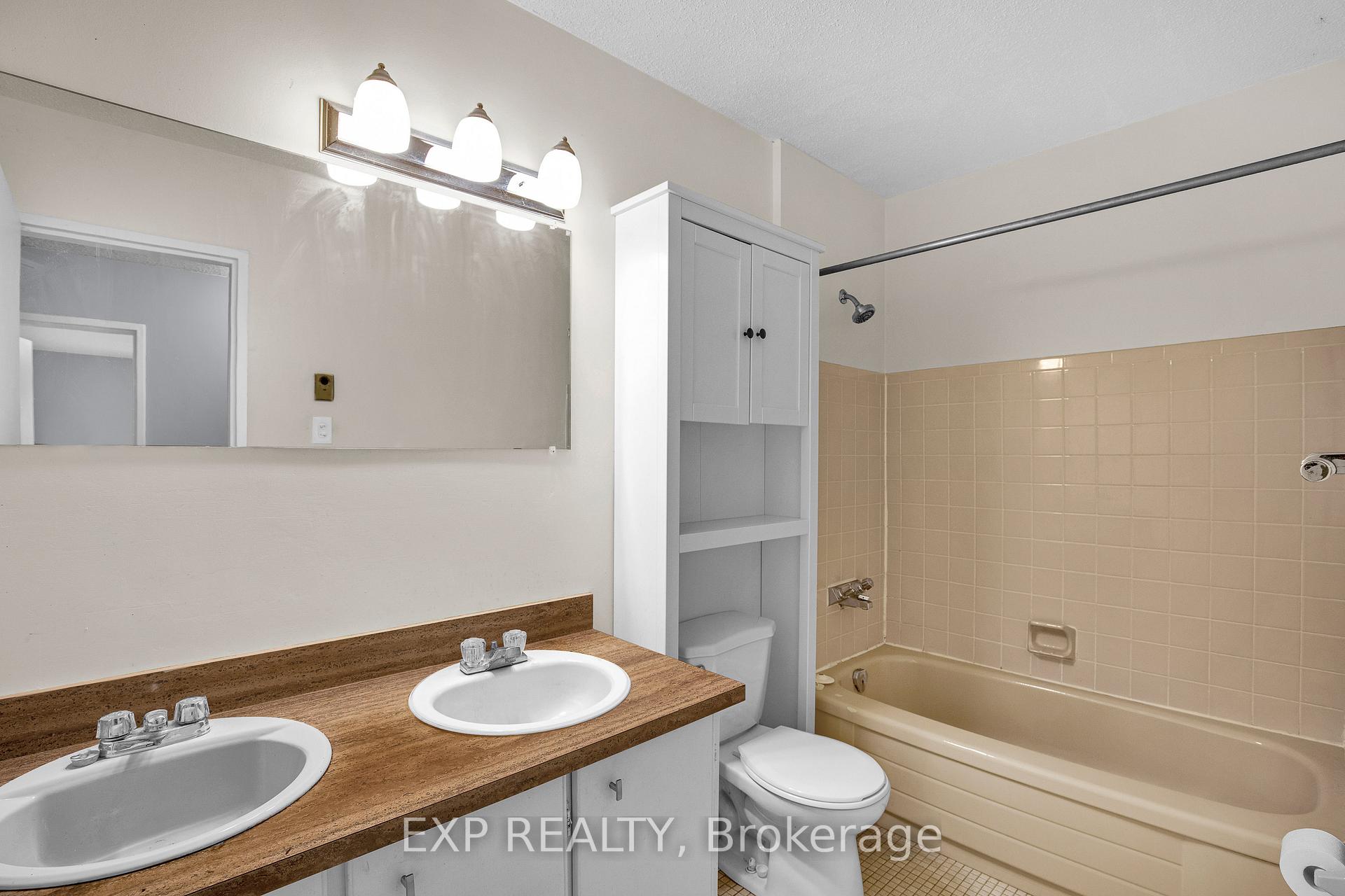 Photo 22 of Unit 39J, 1958 Jasmine Crescent, Ottawa, Beacon Hill South — HOMEH