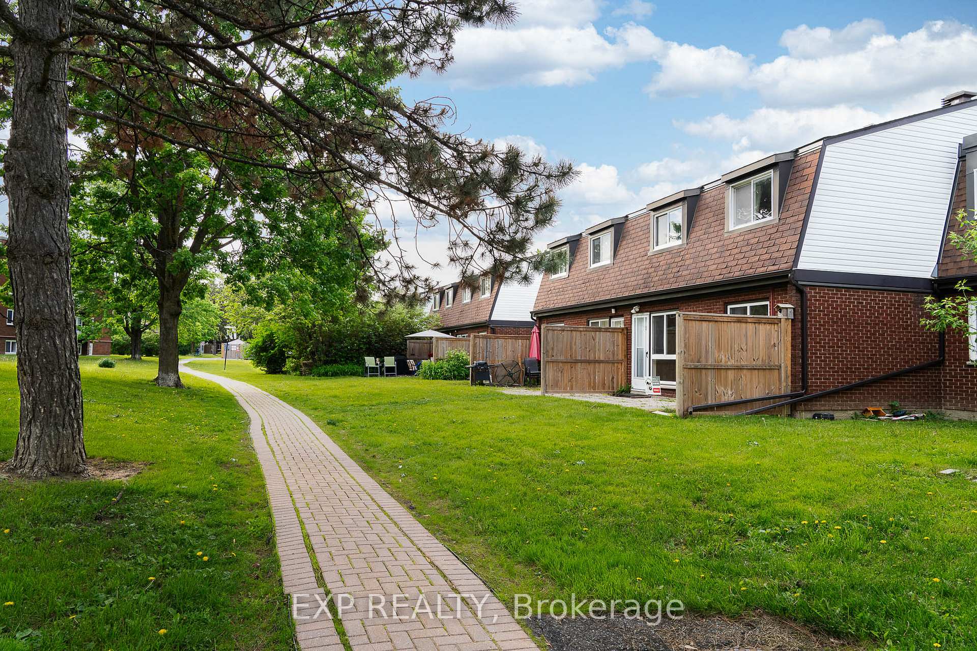 Photo 27 of Unit 39J, 1958 Jasmine Crescent, Ottawa, Beacon Hill South — HOMEH