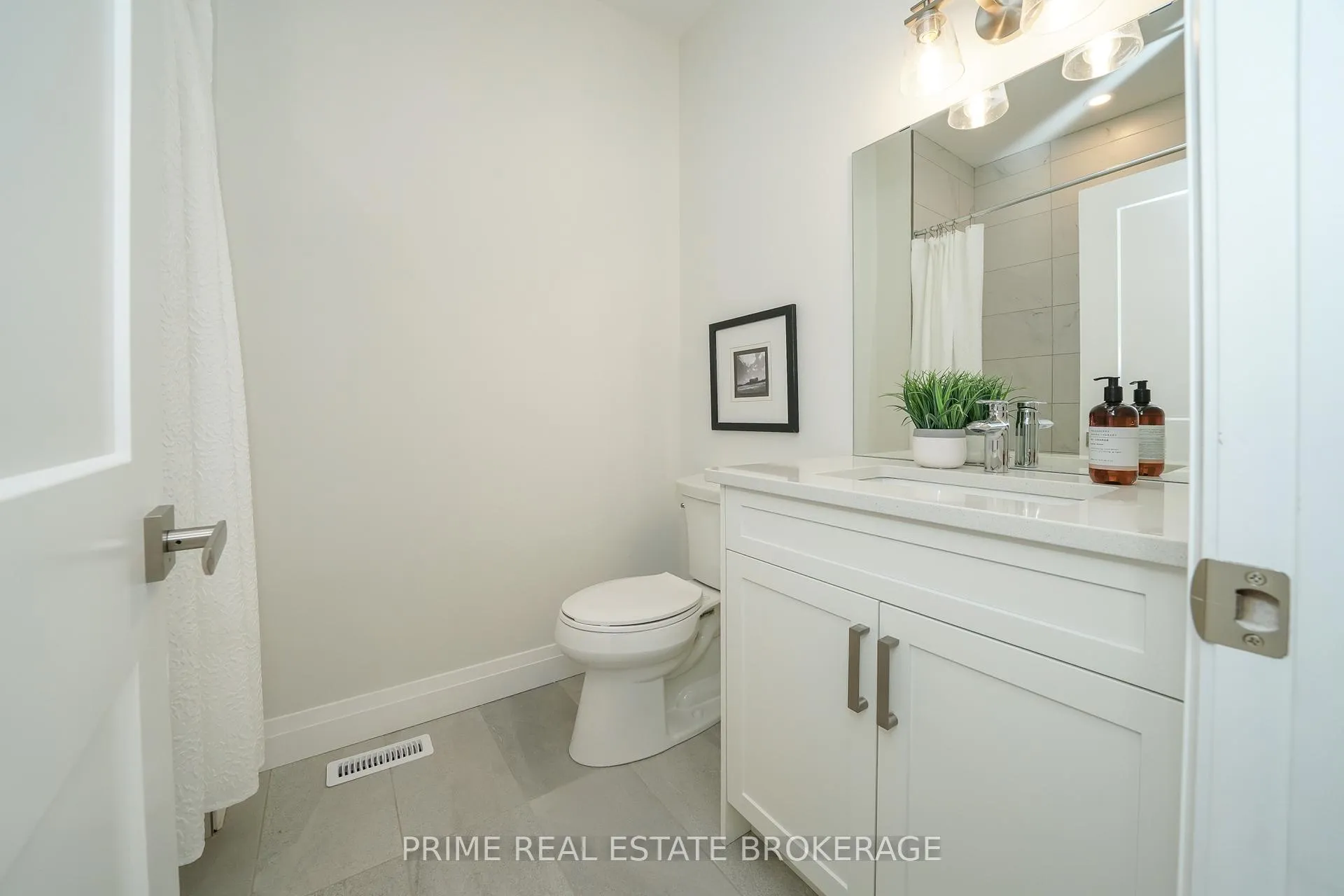 Photo 33 of Unit 3, 62 Compass Trail, Central Elgin, Rural Central Elgin — HOMEH