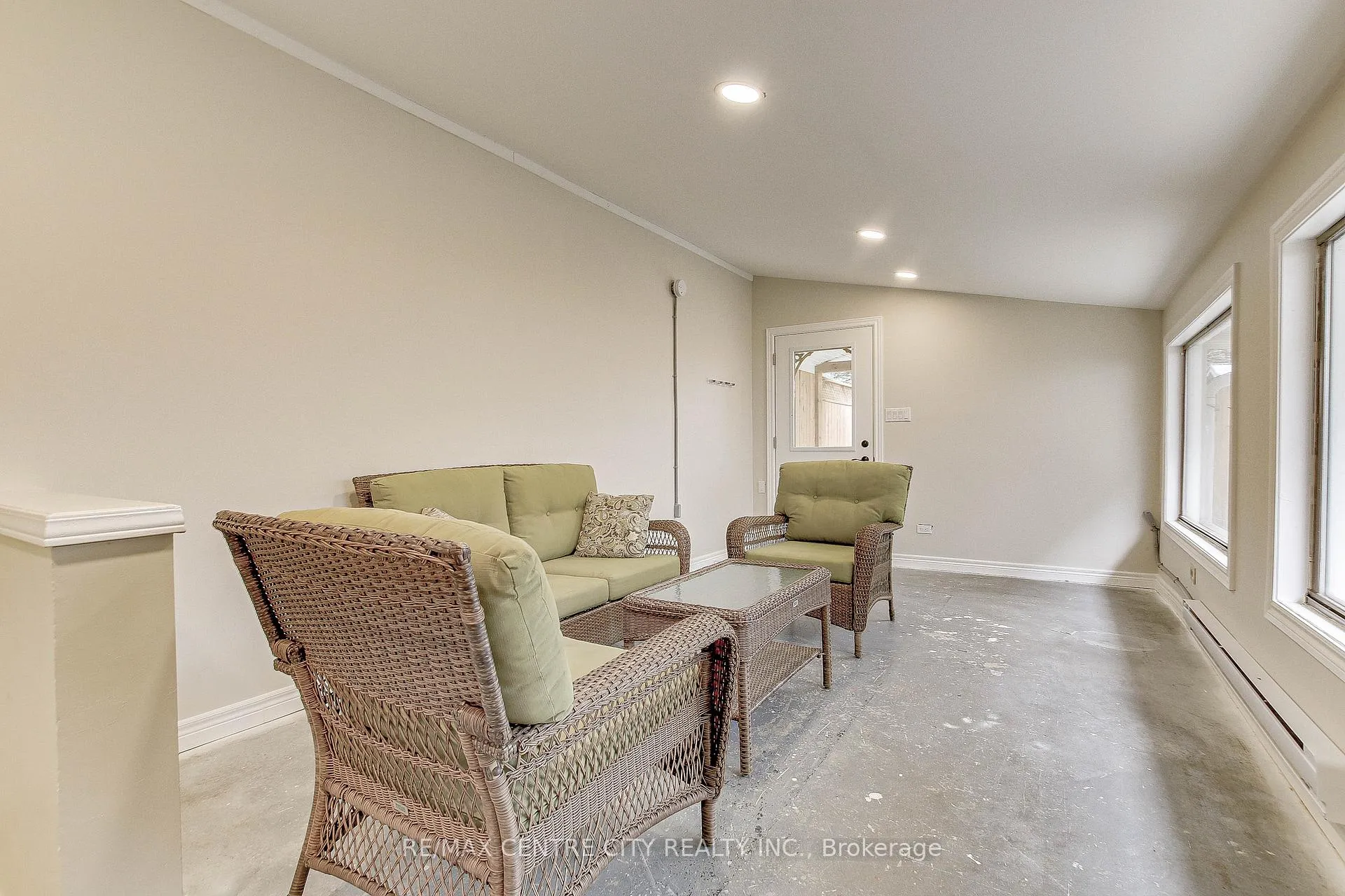 Photo 14 of Unit LOWER, 329 Smith Street, Central Elgin, Port Stanley — HOMEH