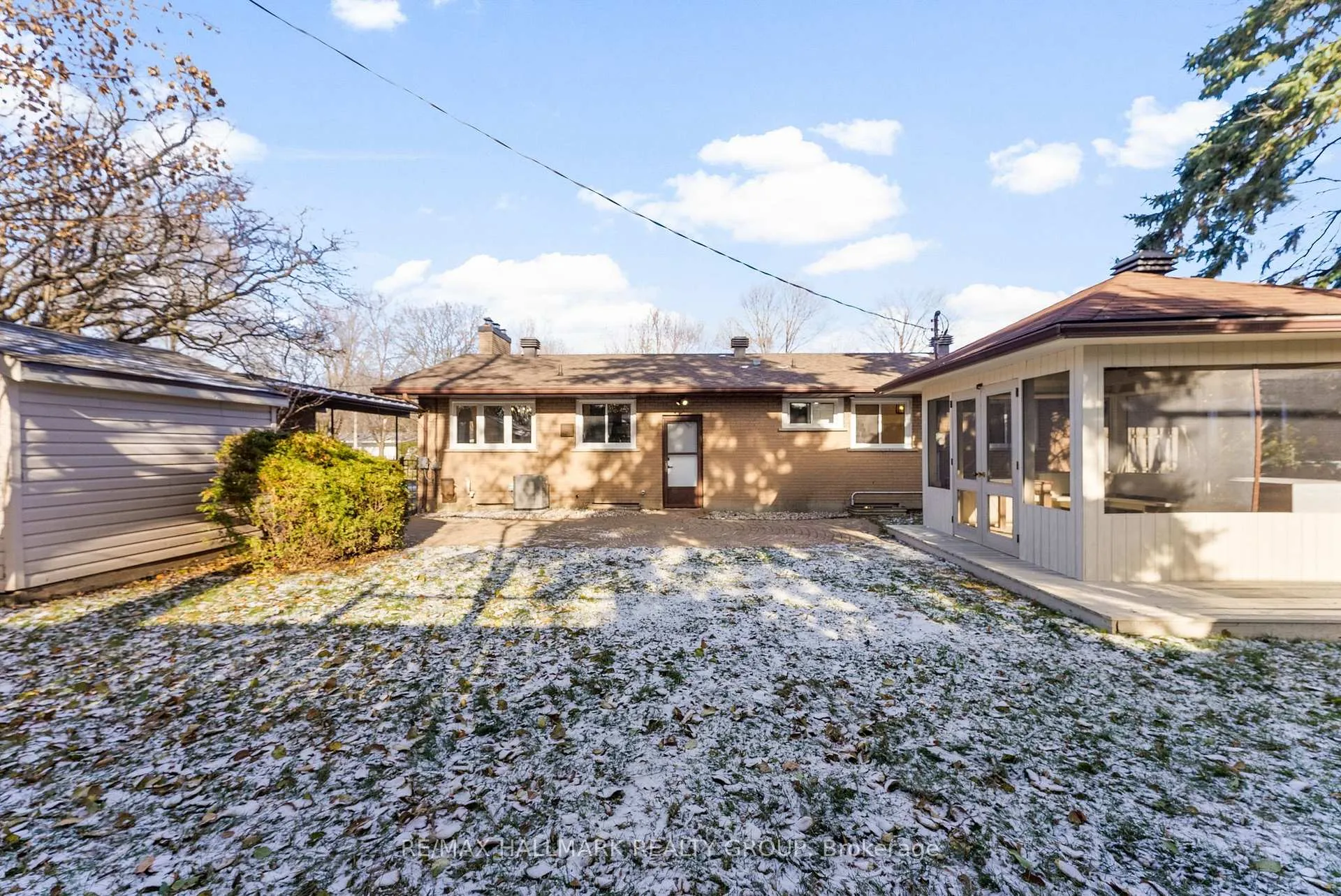 Photo 41 of 942 Elsett Drive, Ottawa, Elmvale Acres/Urbandale — HOMEH