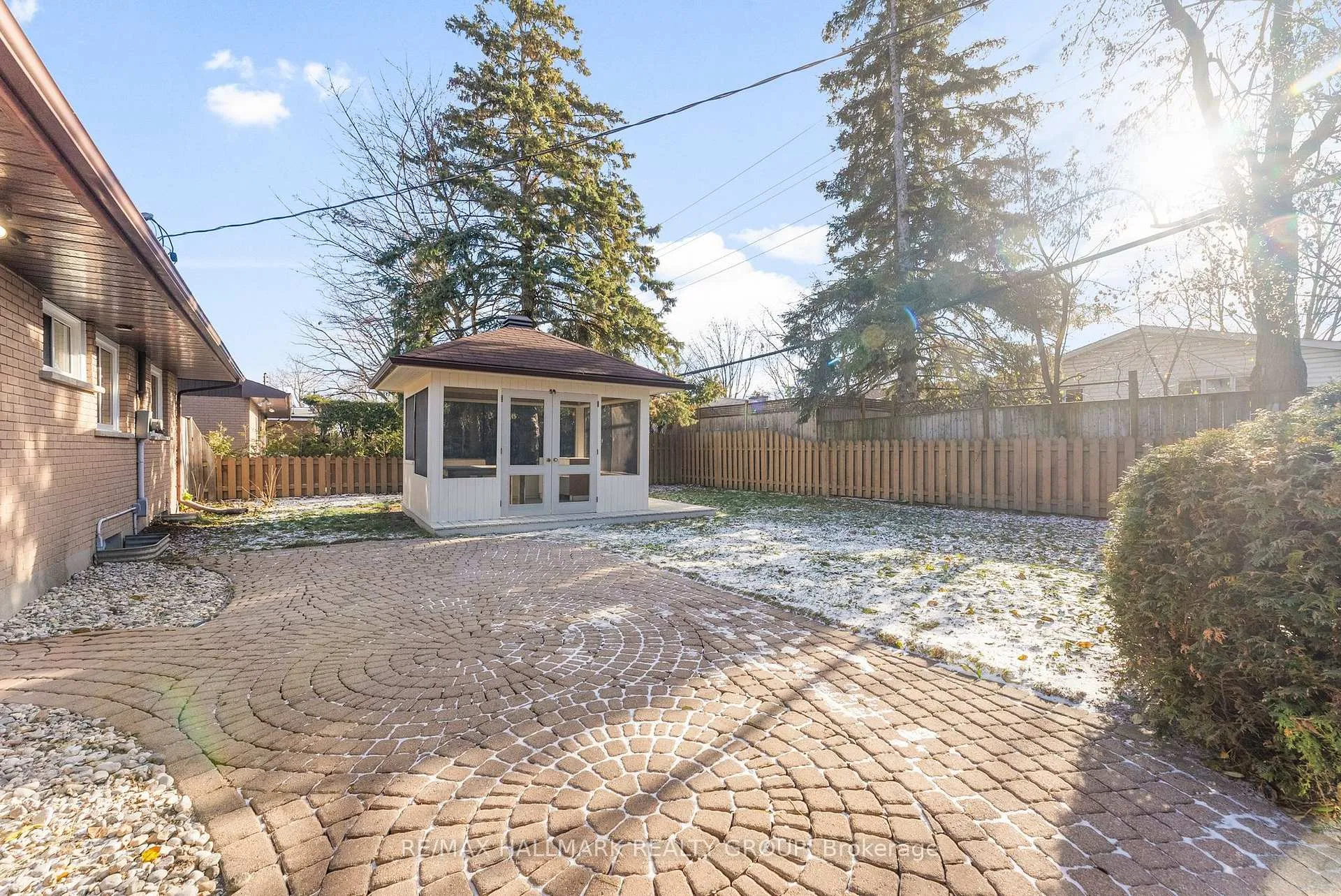 Photo 42 of 942 Elsett Drive, Ottawa, Elmvale Acres/Urbandale — HOMEH