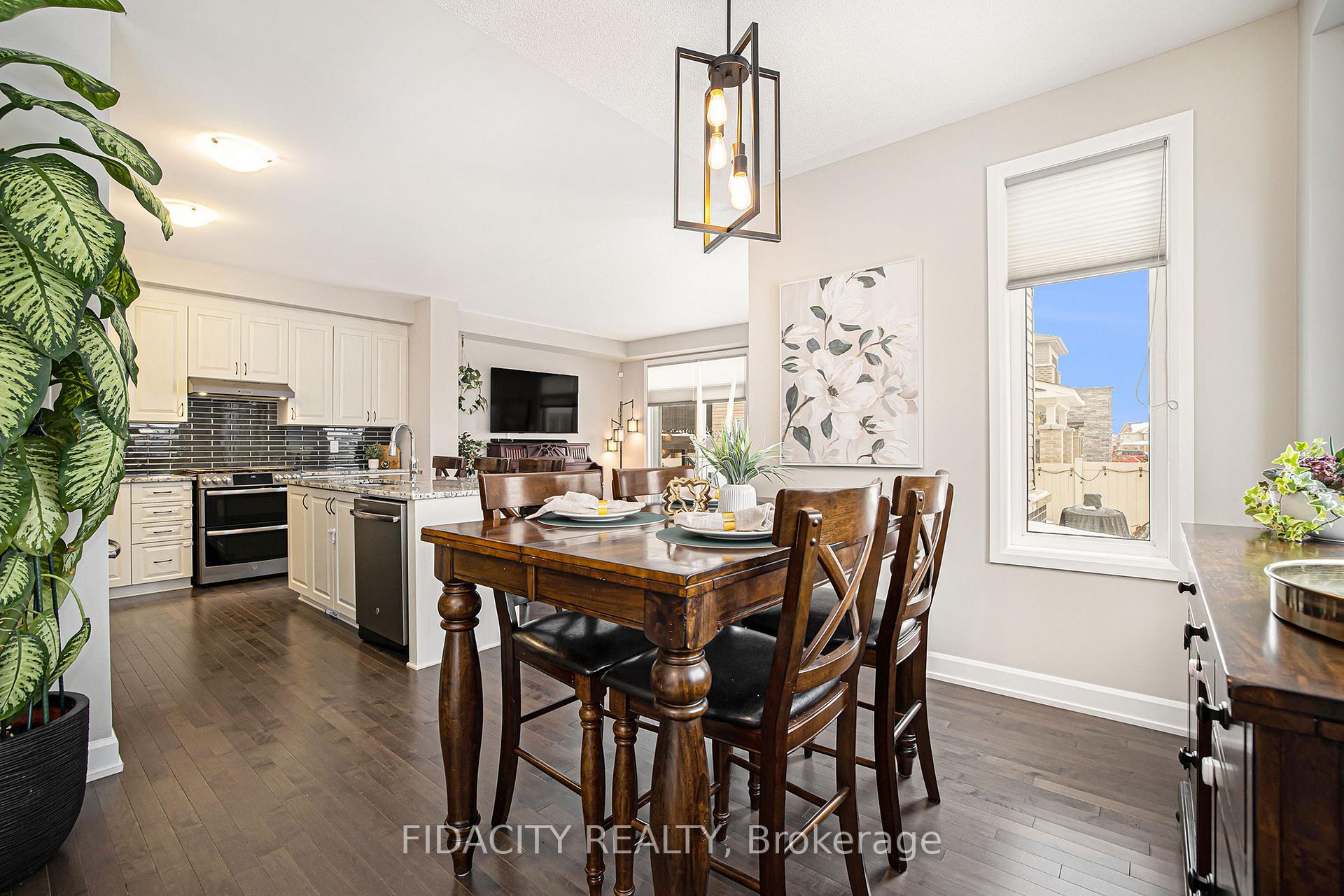 Photo 7 of 228 Kimpton Drive, Ottawa, Stittsville (North) — HOMEH