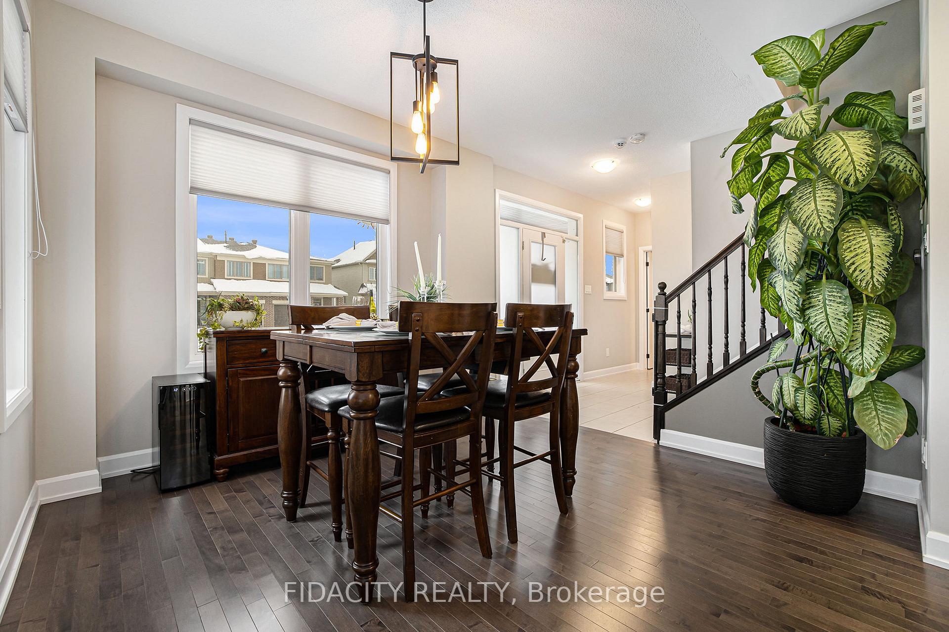 Photo 8 of 228 Kimpton Drive, Ottawa, Stittsville (North) — HOMEH