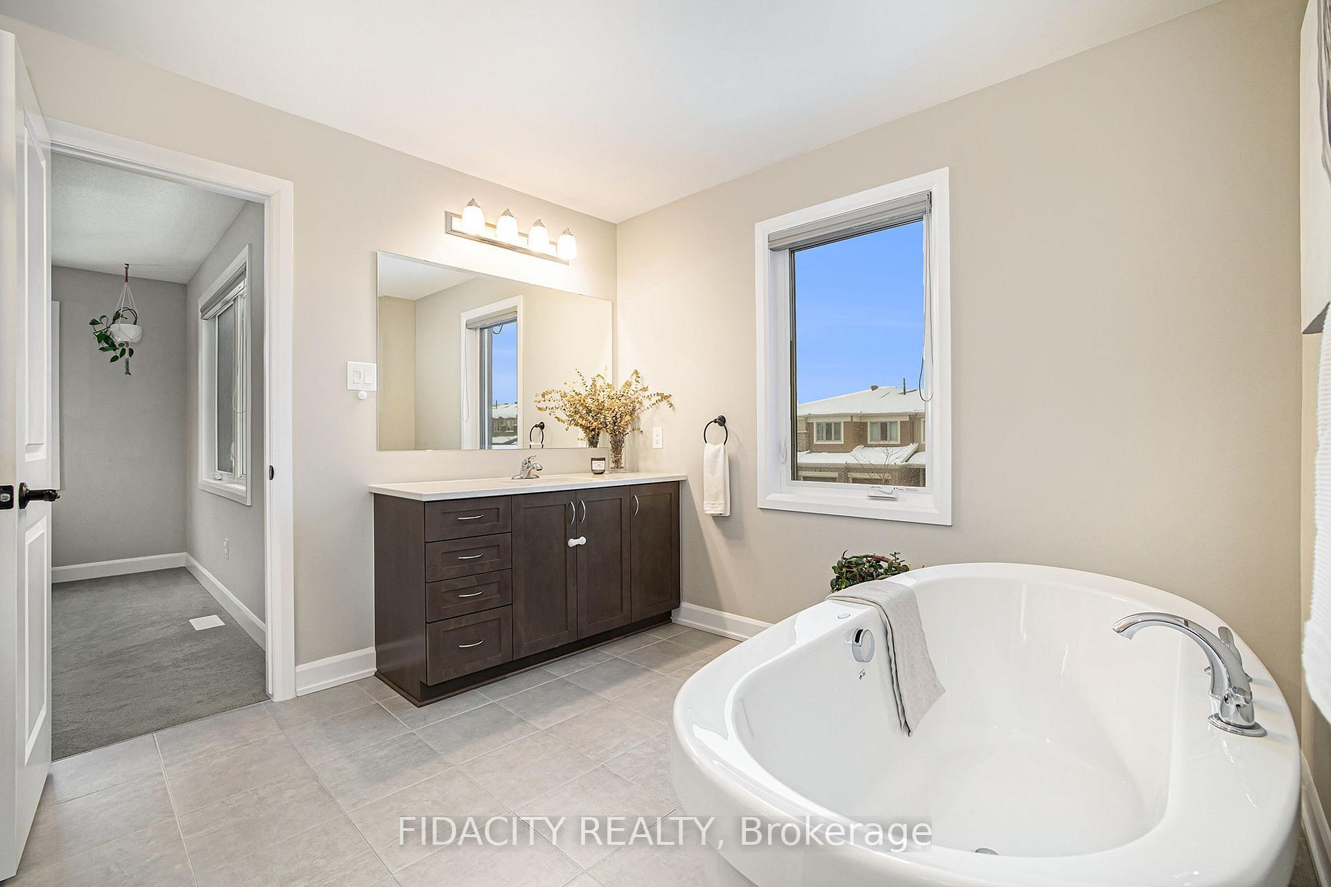 Photo 17 of 228 Kimpton Drive, Ottawa, Stittsville (North) — HOMEH