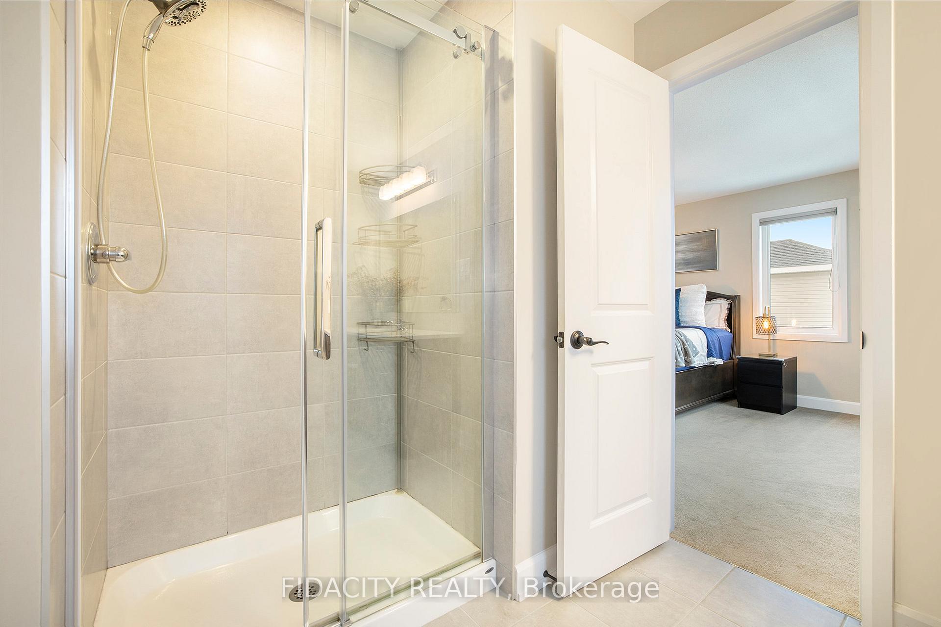 Photo 18 of 228 Kimpton Drive, Ottawa, Stittsville (North) — HOMEH