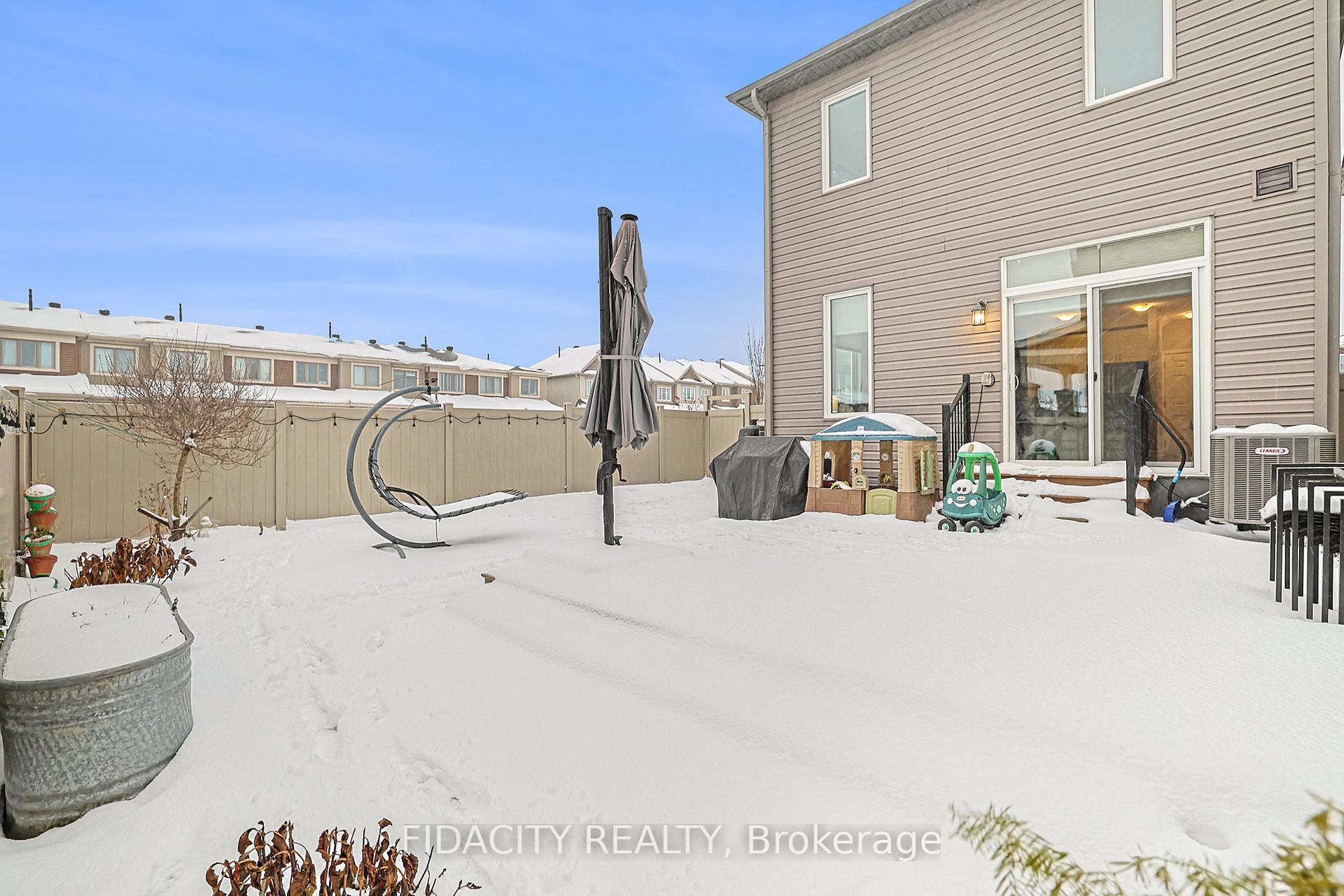 Photo 27 of 228 Kimpton Drive, Ottawa, Stittsville (North) — HOMEH