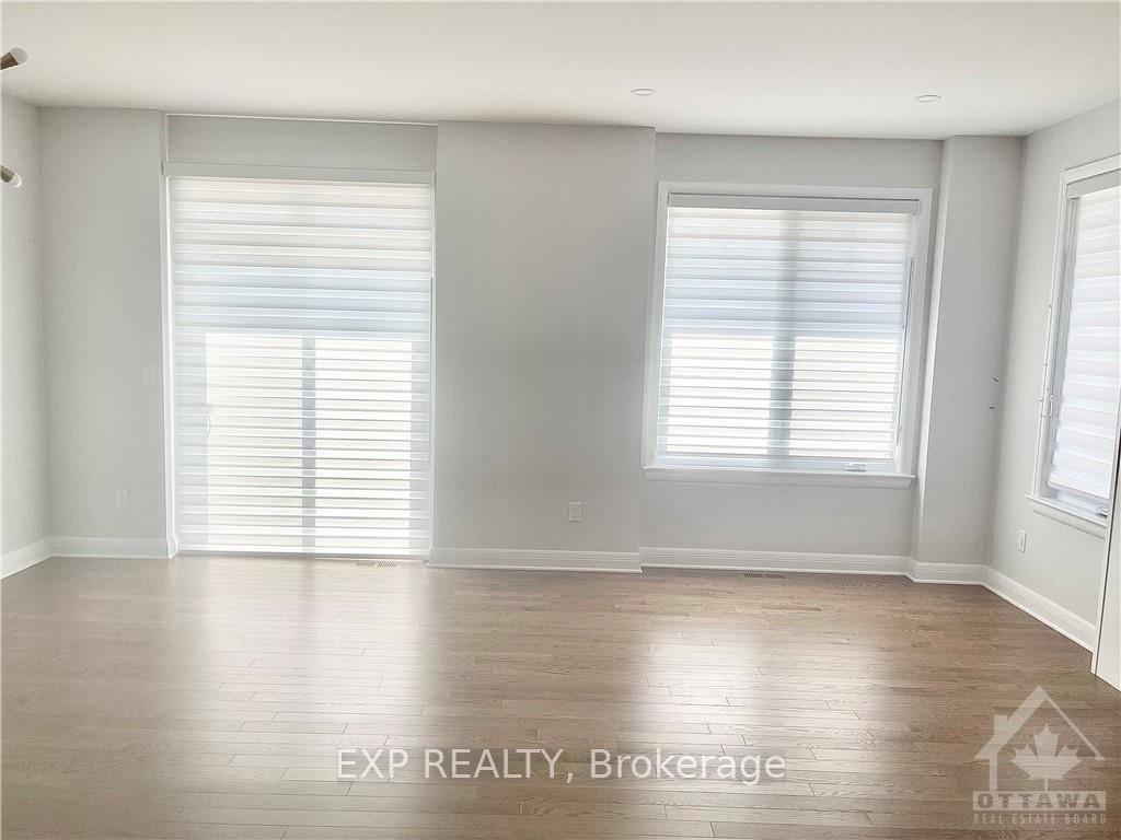 Photo 8 of 23 Kinver Private, Ottawa, Bel Air Heights — HOMEH