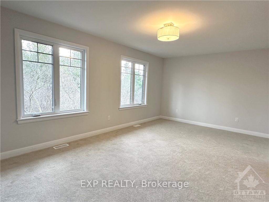 Photo 14 of 23 Kinver Private, Ottawa, Bel Air Heights — HOMEH