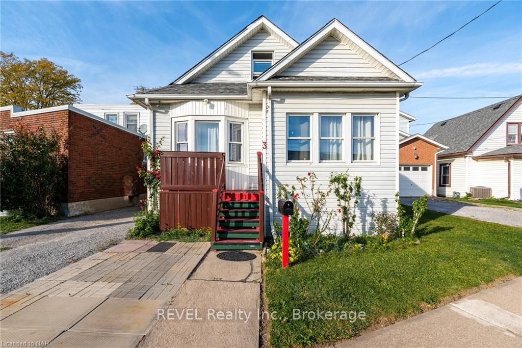 Front of 3 Delaware Avenue