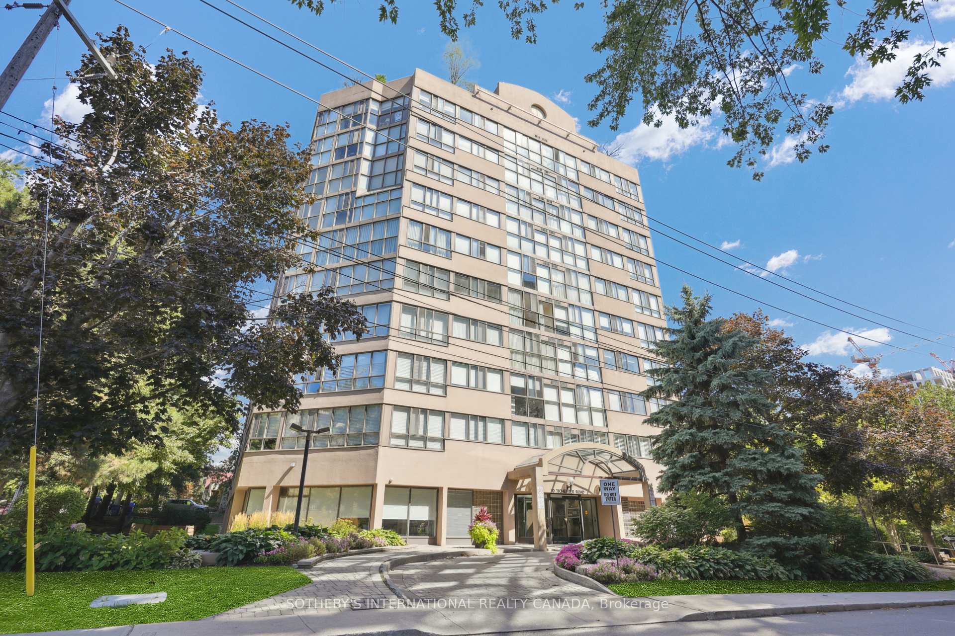 Photo 2 of Unit 501, 10 Tichester Road, Toronto, Forest Hill South — HOMEH