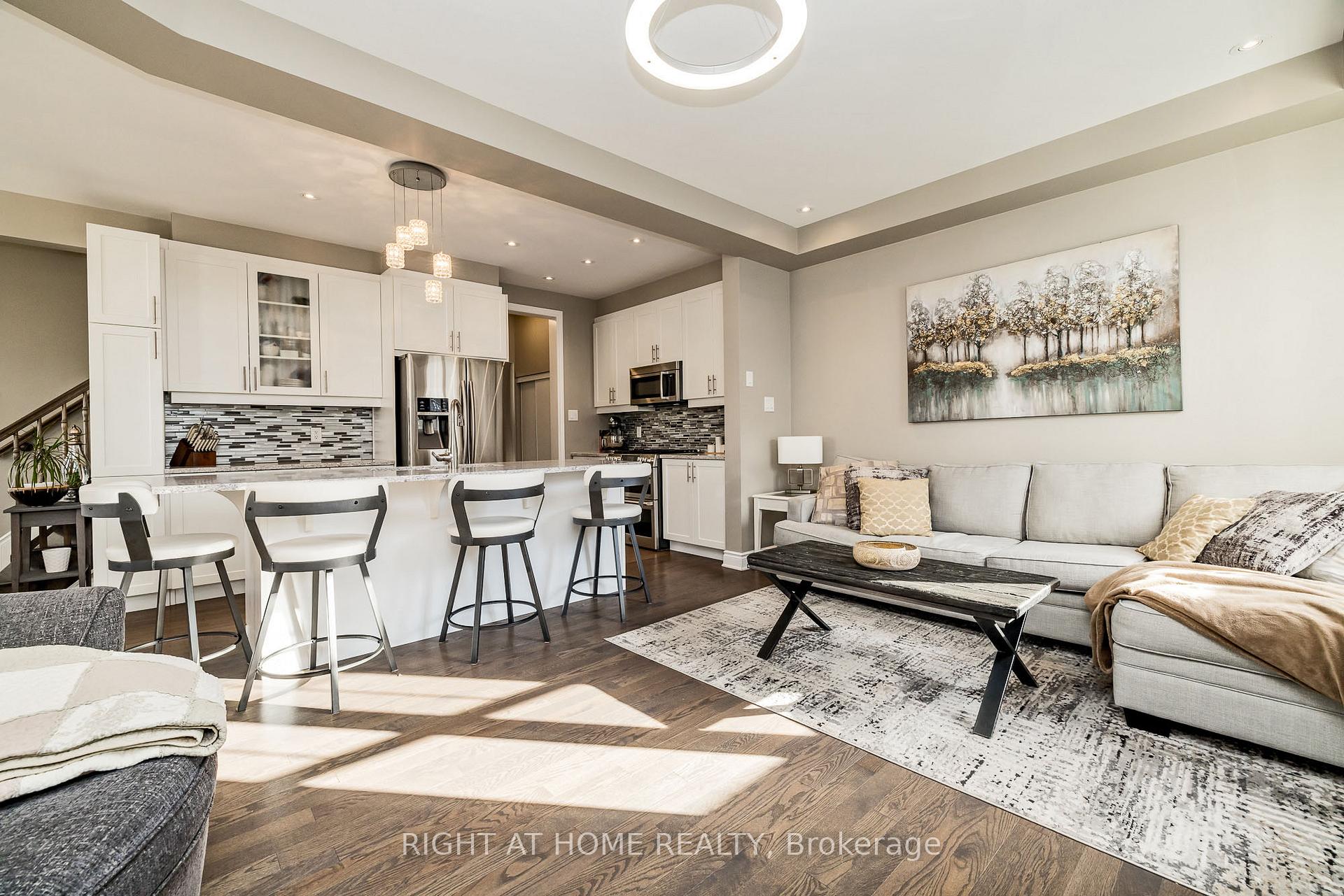 Photo 8 of 339 Eucalyptus Circle, Ottawa, Stittsville (North) — HOMEH