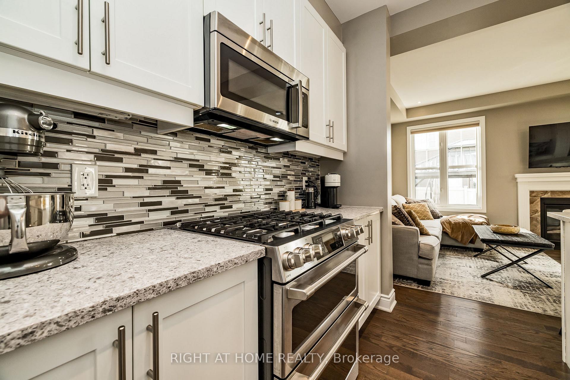 Photo 10 of 339 Eucalyptus Circle, Ottawa, Stittsville (North) — HOMEH