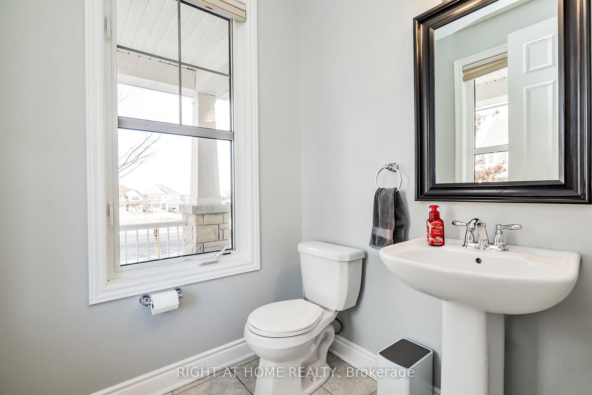 Photo 12 of 339 Eucalyptus Circle, Ottawa, Stittsville (North) — HOMEH