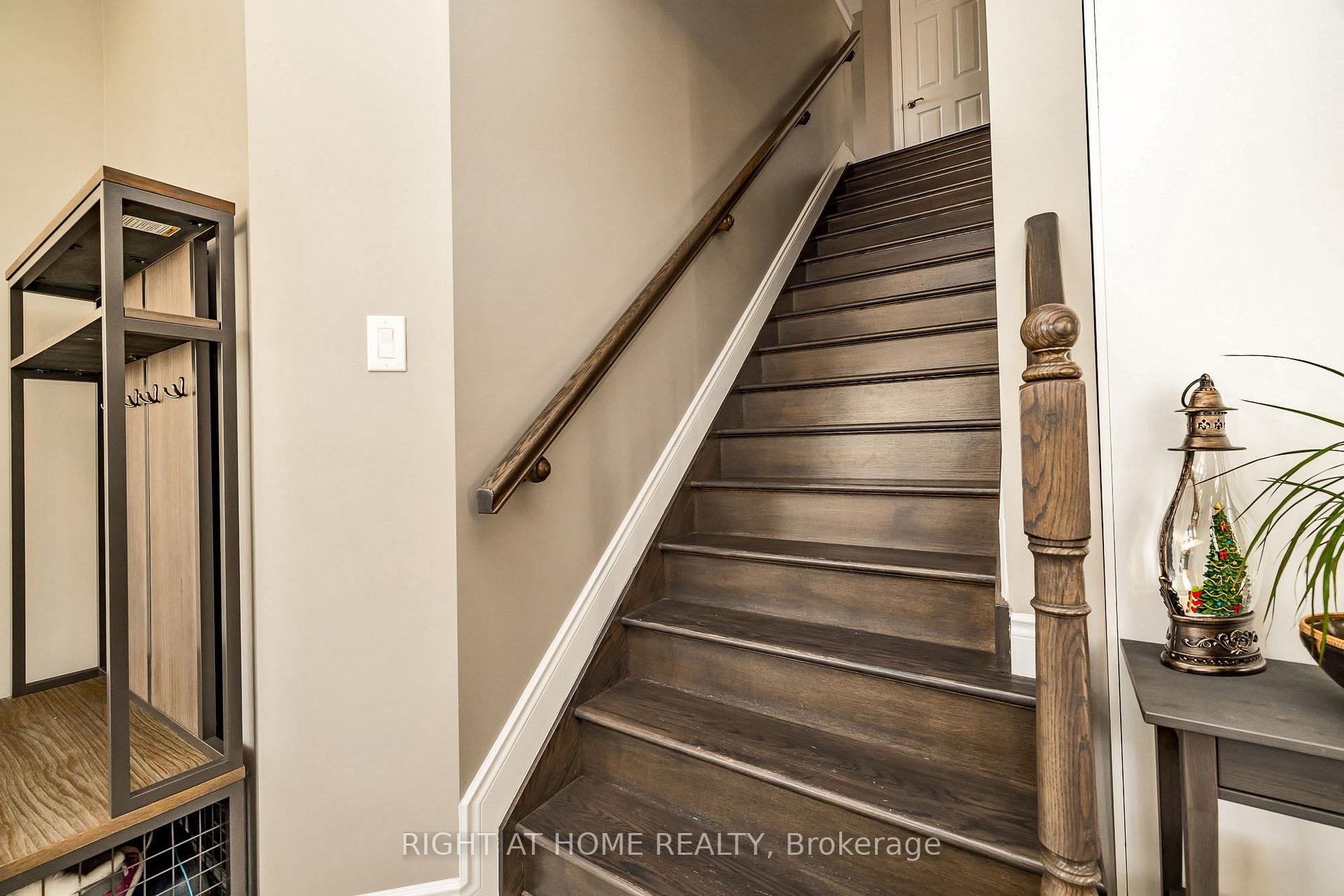 Photo 13 of 339 Eucalyptus Circle, Ottawa, Stittsville (North) — HOMEH