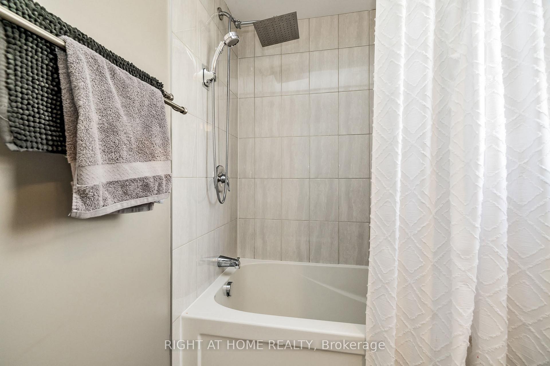 Photo 26 of 339 Eucalyptus Circle, Ottawa, Stittsville (North) — HOMEH