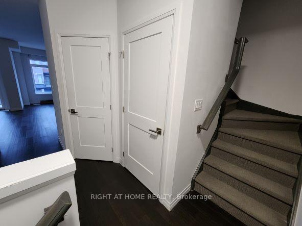 Photo 14 of Unit 273, 30 Times Square Boulevard, Hamilton, Stoney Creek — HOMEH