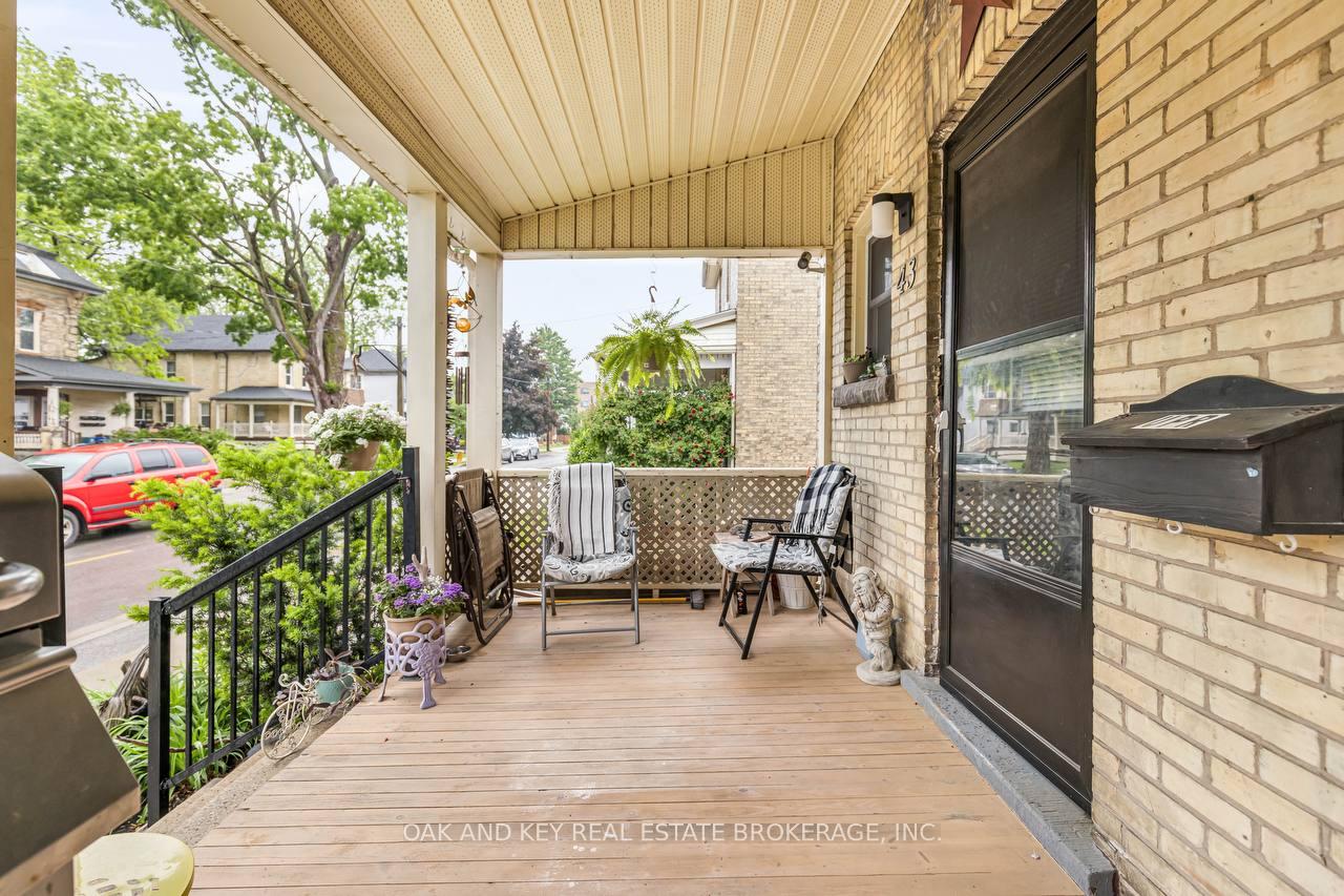 Photo 5 of 43 Queen Street, St. Thomas — HOMEH