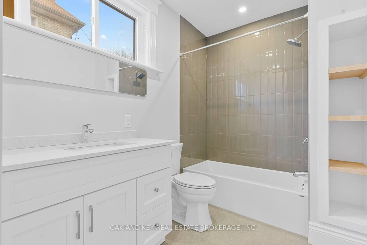 Photo 14 of 43 Queen Street, St. Thomas — HOMEH