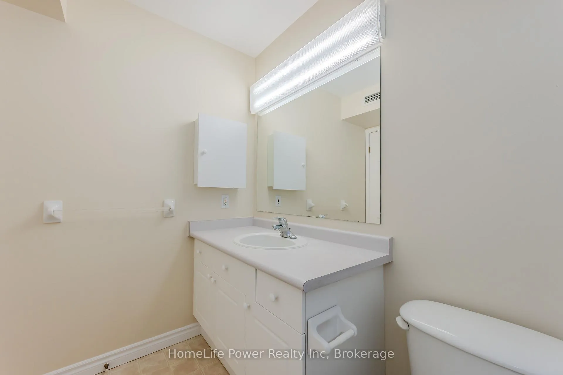 Photo 17 of Unit 506, 20 St George Street, Kitchener — HOMEH