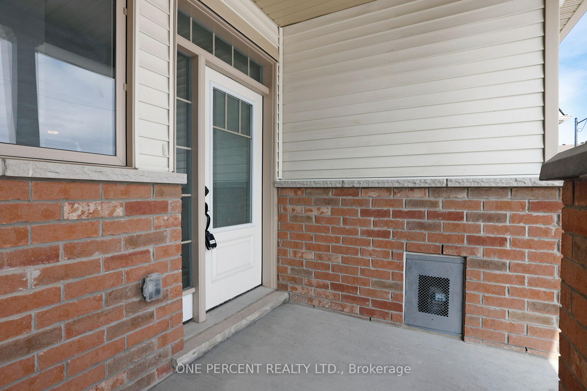 Photo 3 of 733 Megrez Way, Ottawa, Barrhaven - Half Moon Bay — HOMEH