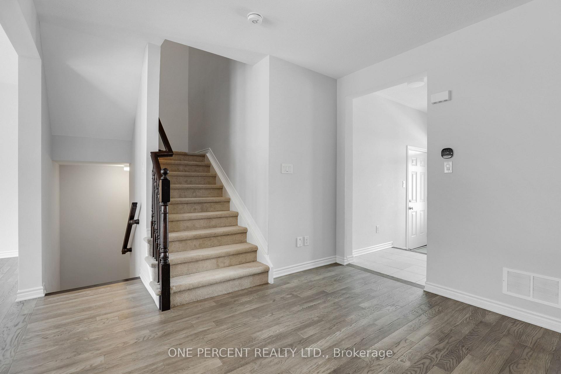 Photo 8 of 733 Megrez Way, Ottawa, Barrhaven - Half Moon Bay — HOMEH