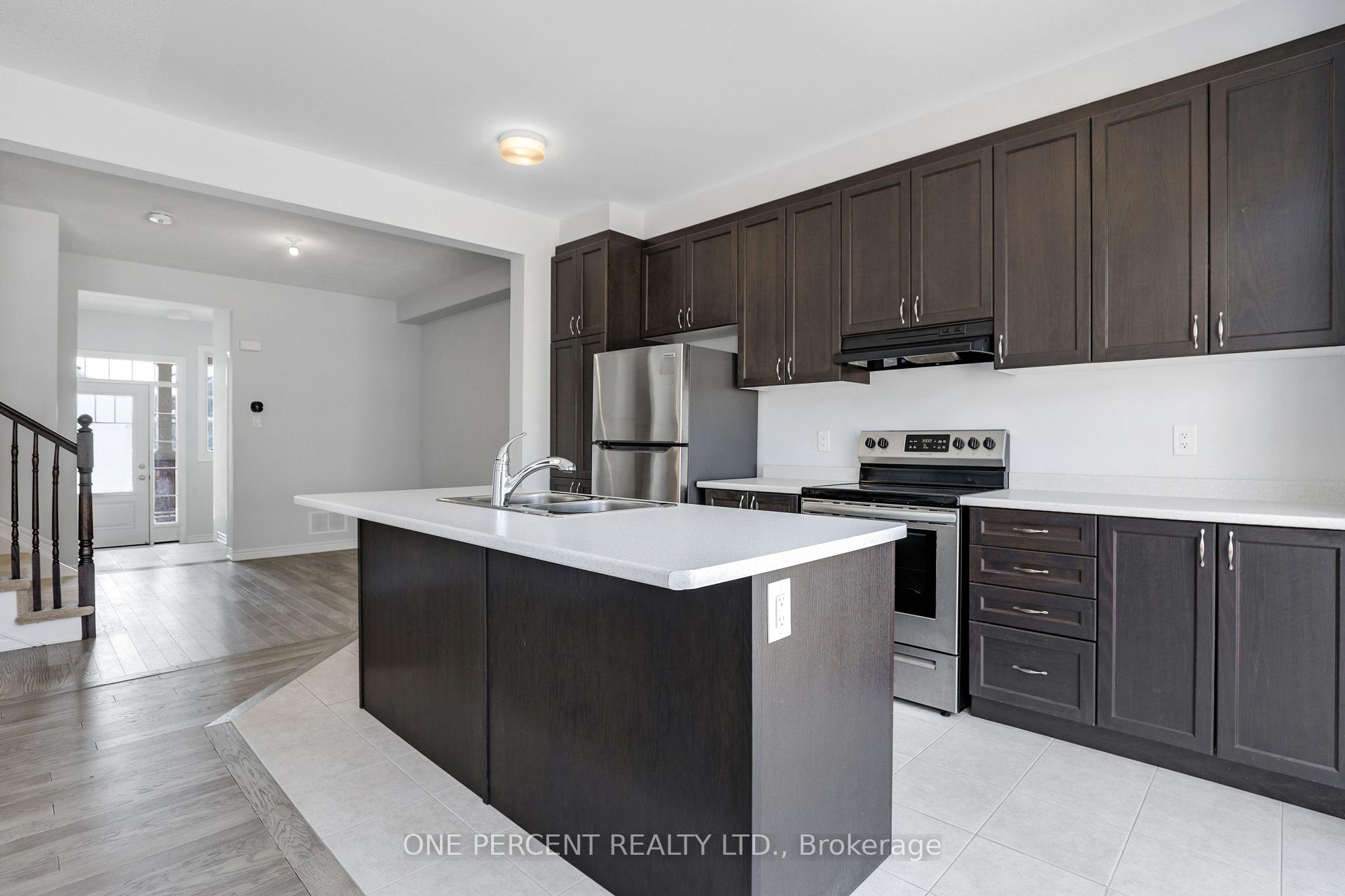 Photo 13 of 733 Megrez Way, Ottawa, Barrhaven - Half Moon Bay — HOMEH