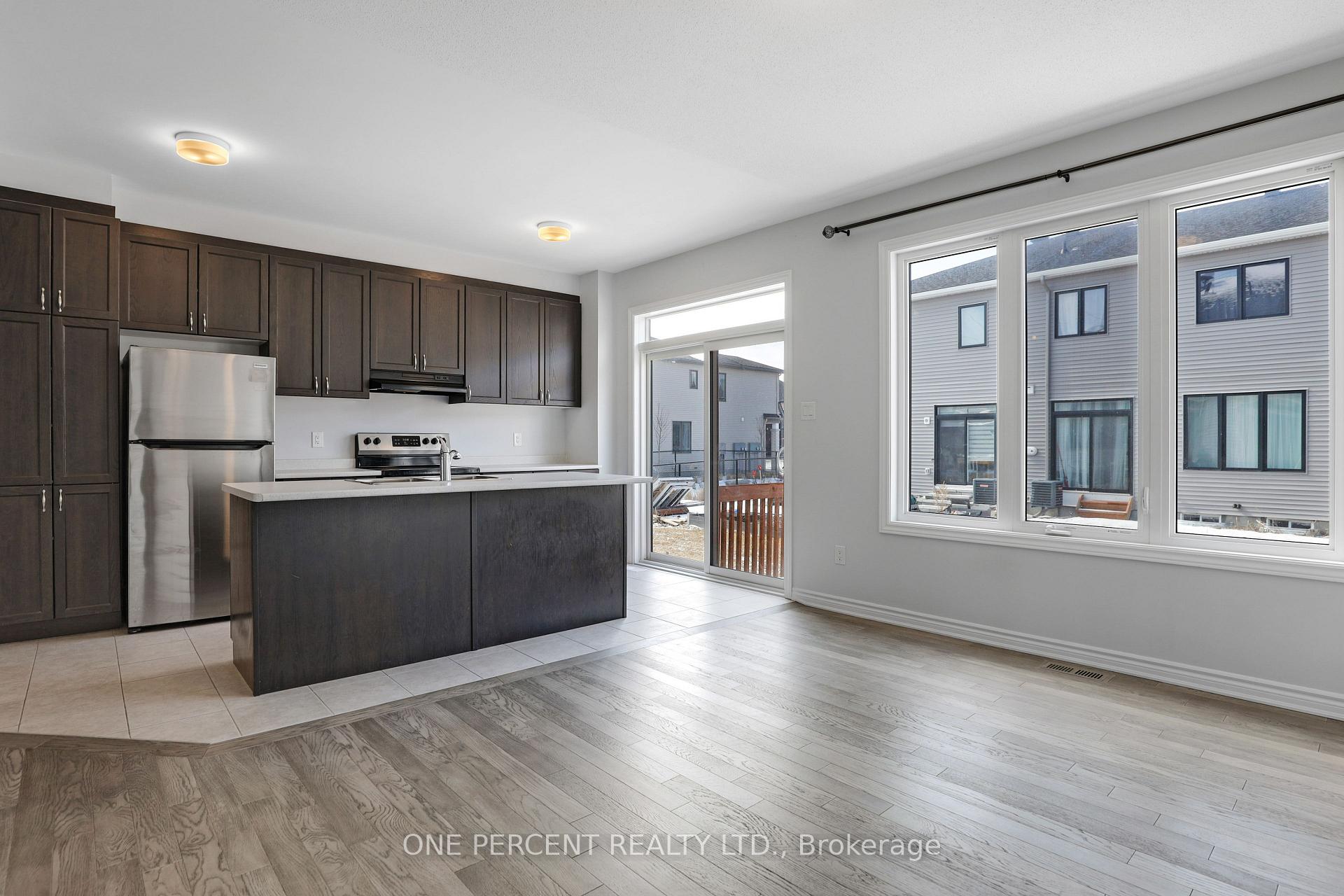 Photo 14 of 733 Megrez Way, Ottawa, Barrhaven - Half Moon Bay — HOMEH