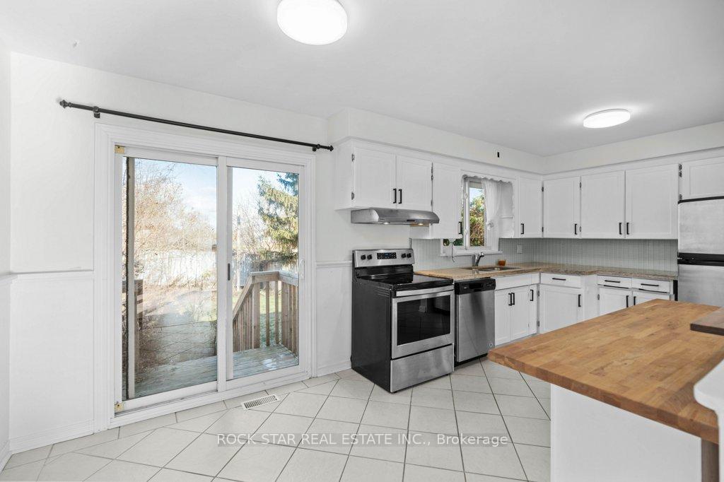 Photo 12 of 149 Victor Boulevard, Hamilton, Greeningdon — HOMEH