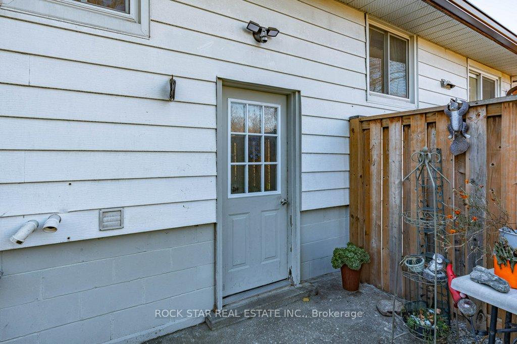 Photo 23 of 149 Victor Boulevard, Hamilton, Greeningdon — HOMEH