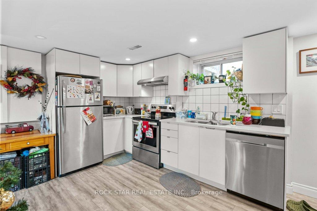 Photo 26 of 149 Victor Boulevard, Hamilton, Greeningdon — HOMEH