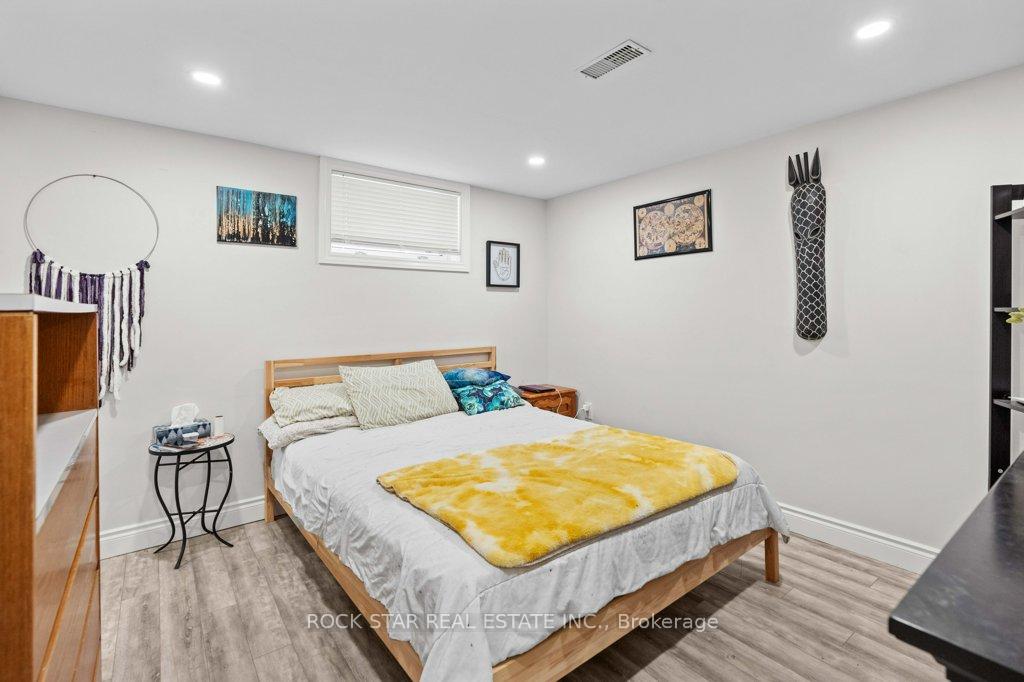 Photo 35 of 149 Victor Boulevard, Hamilton, Greeningdon — HOMEH
