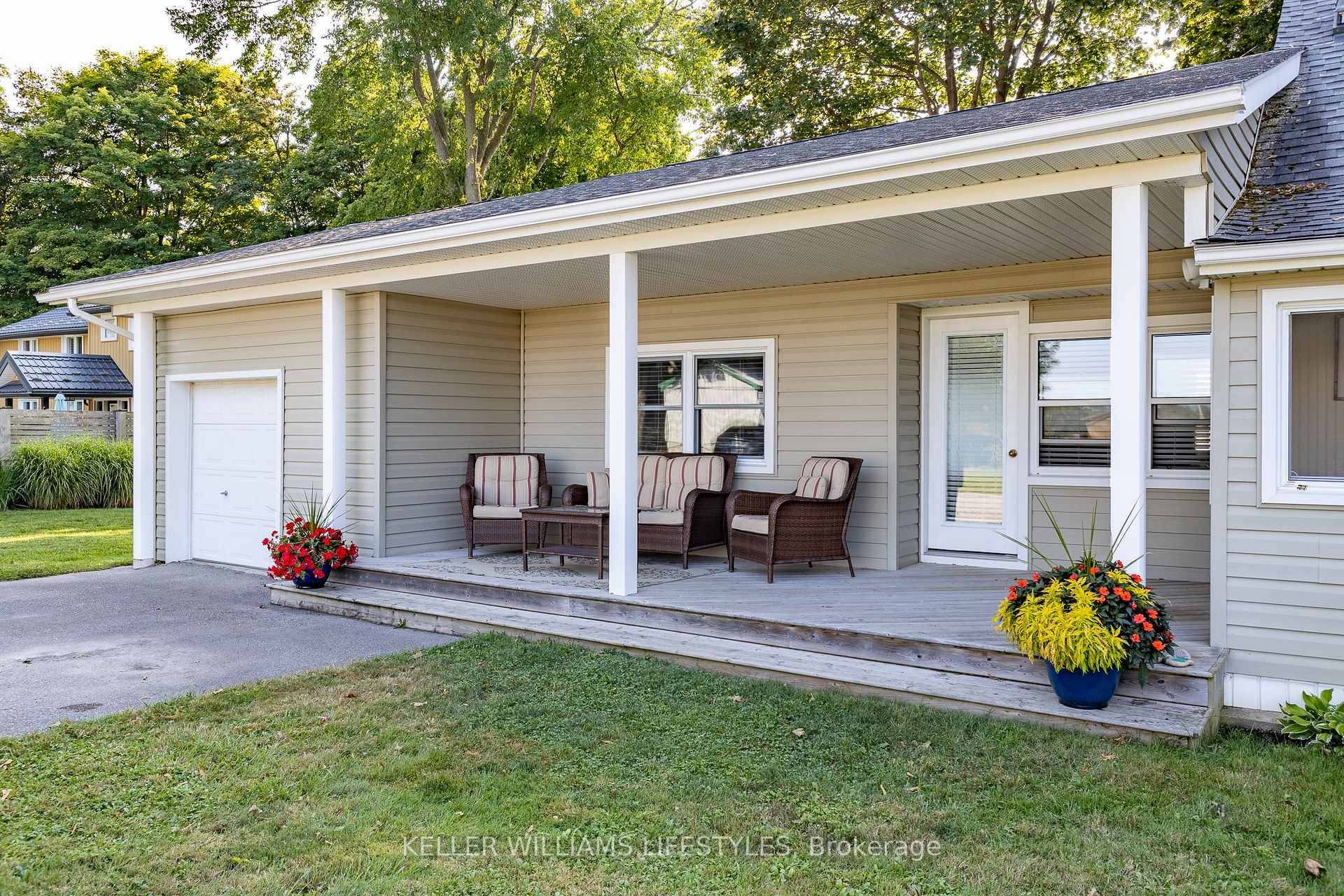 Photo 3 of 77525 Melena Drive, Bluewater, Bayfield — HOMEH