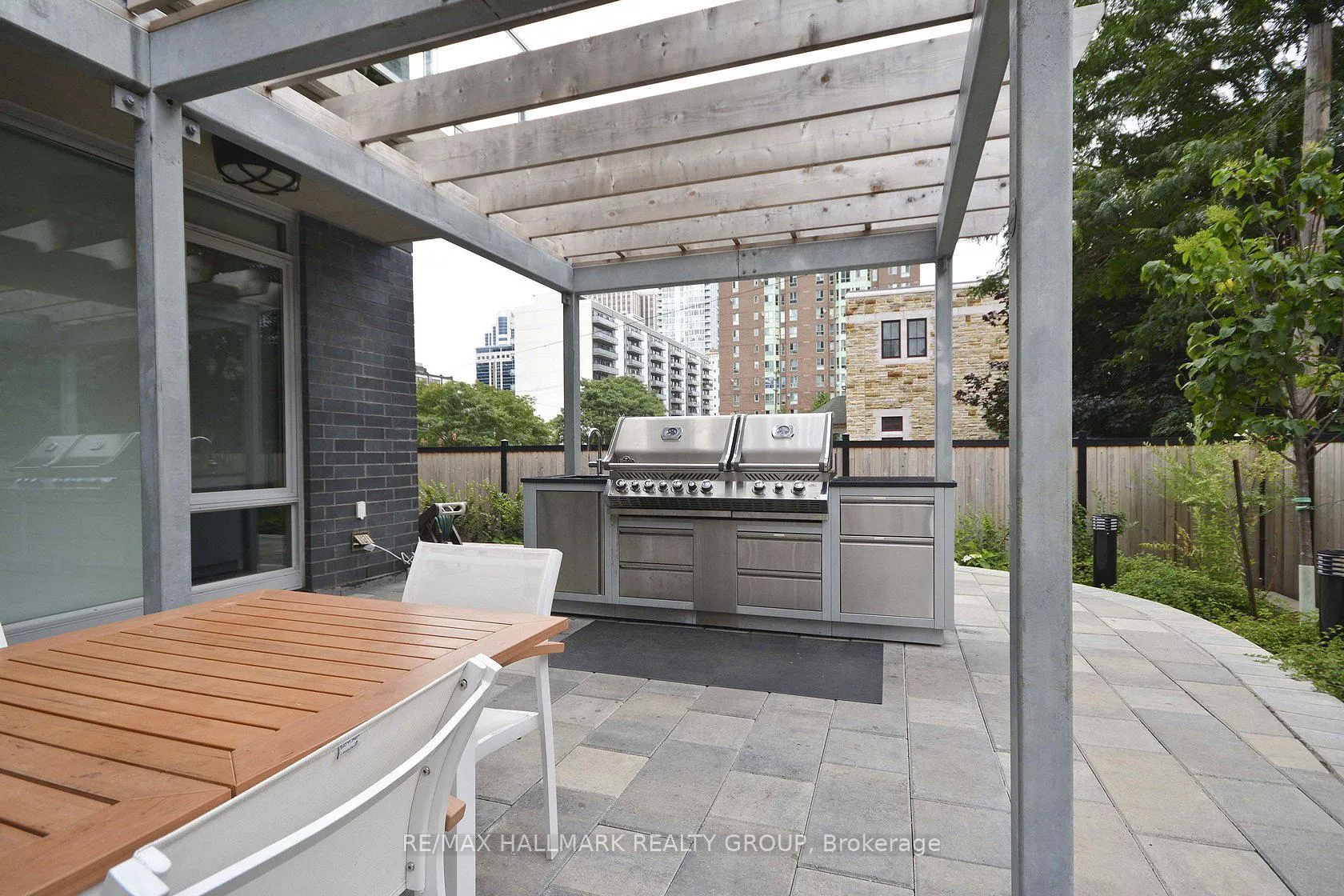 Photo 20 of Unit 203, 300 Lisgar Street, Ottawa, Ottawa Centre — HOMEH