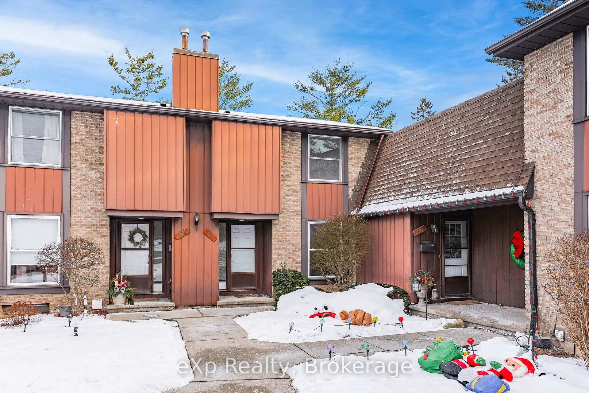 Photo 1 of Unit 66, 539 Willow Road, Guelph, Willow West/Sugarbush/West Acres — HOMEH